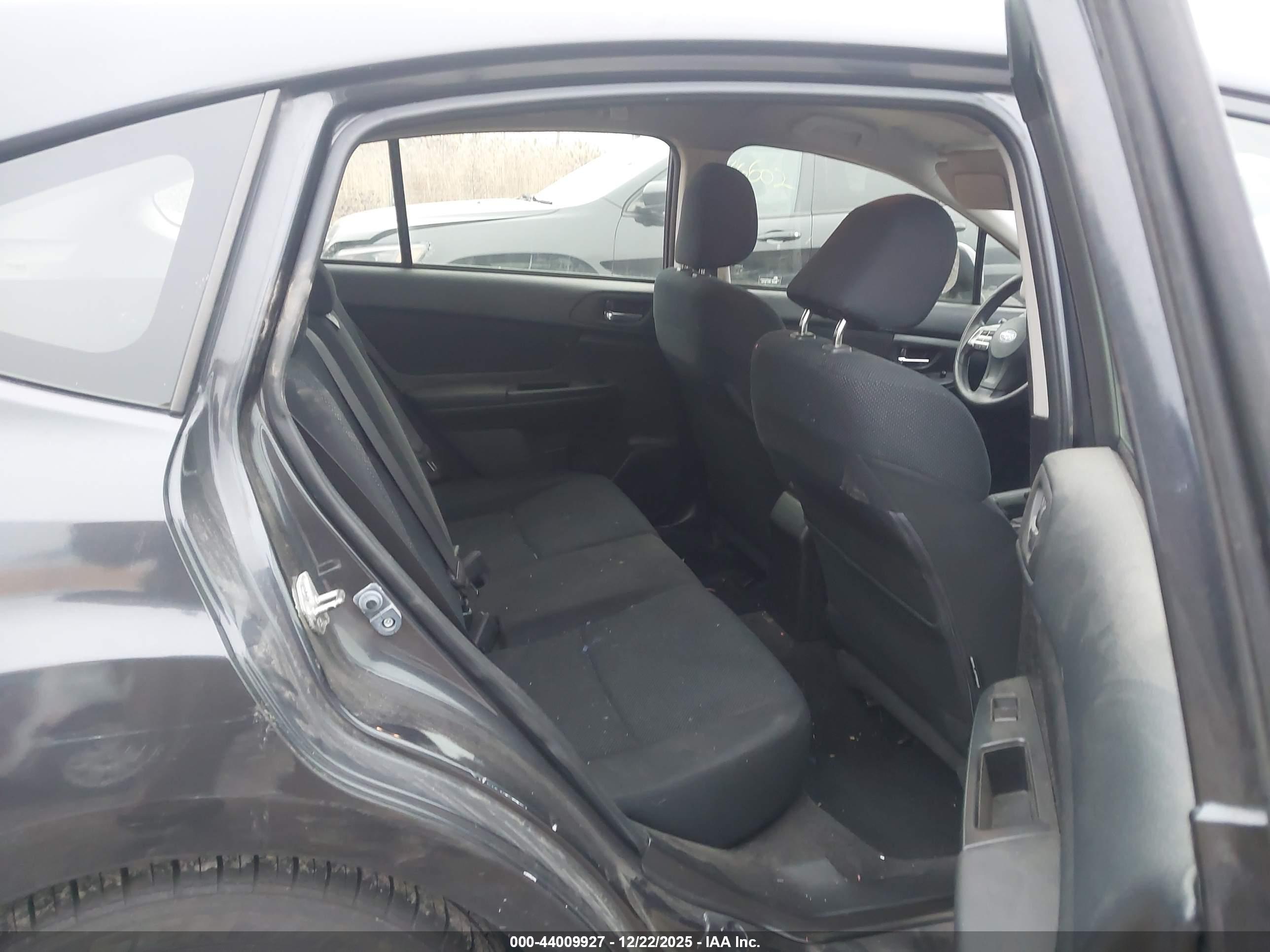 SUBARU IMPREZA image 8