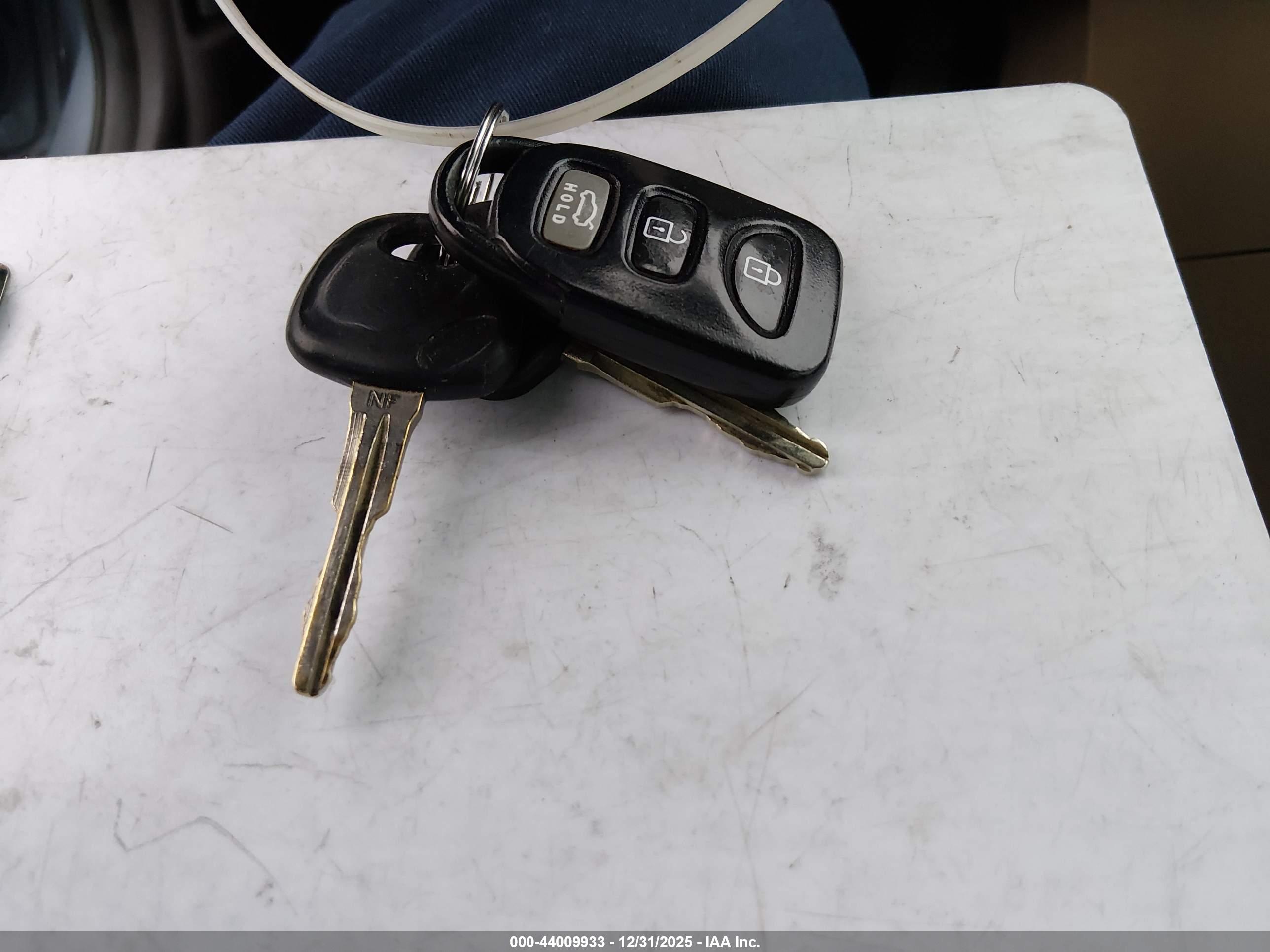 HYUNDAI SONATA image 11