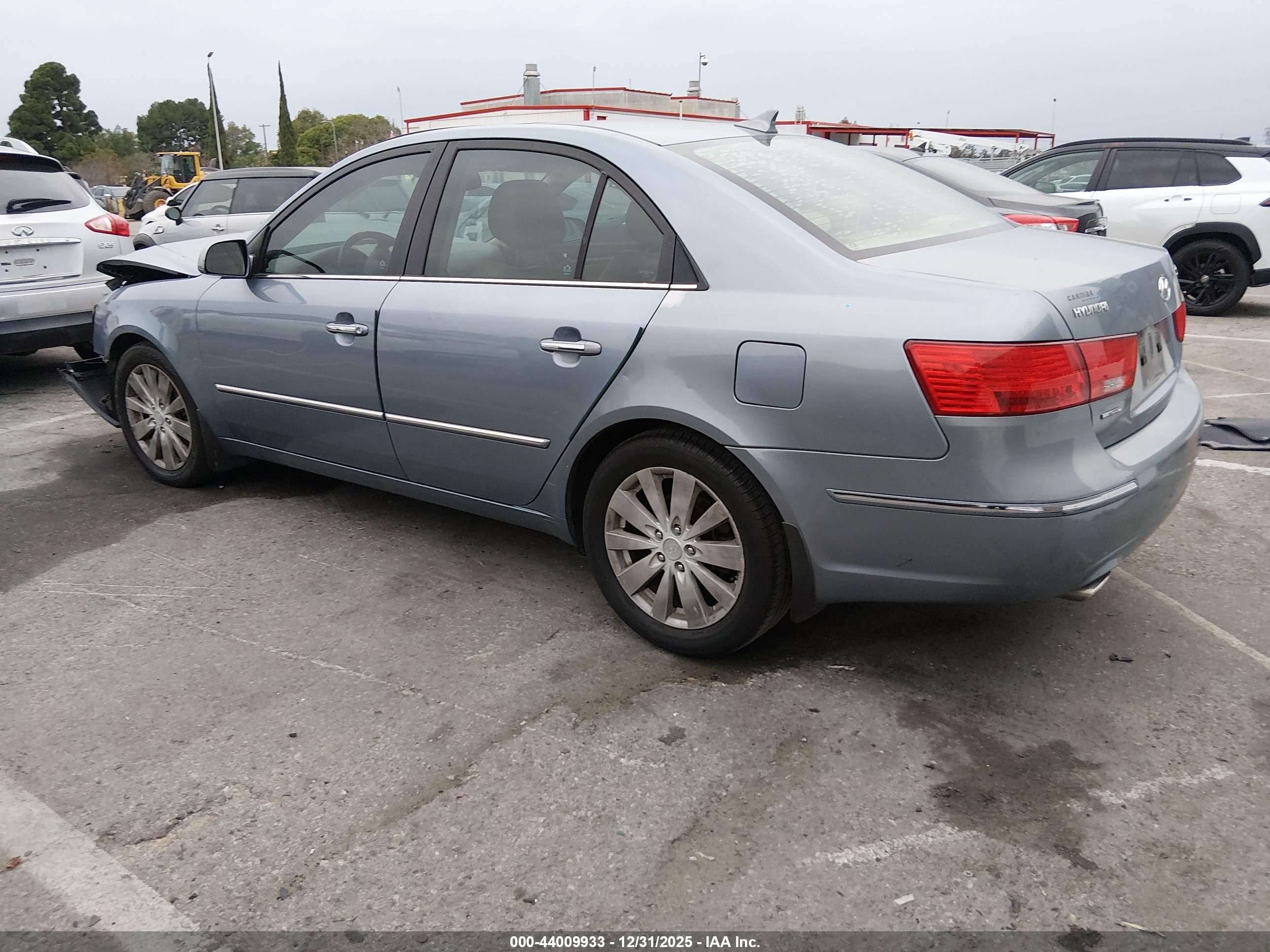 HYUNDAI SONATA image 3