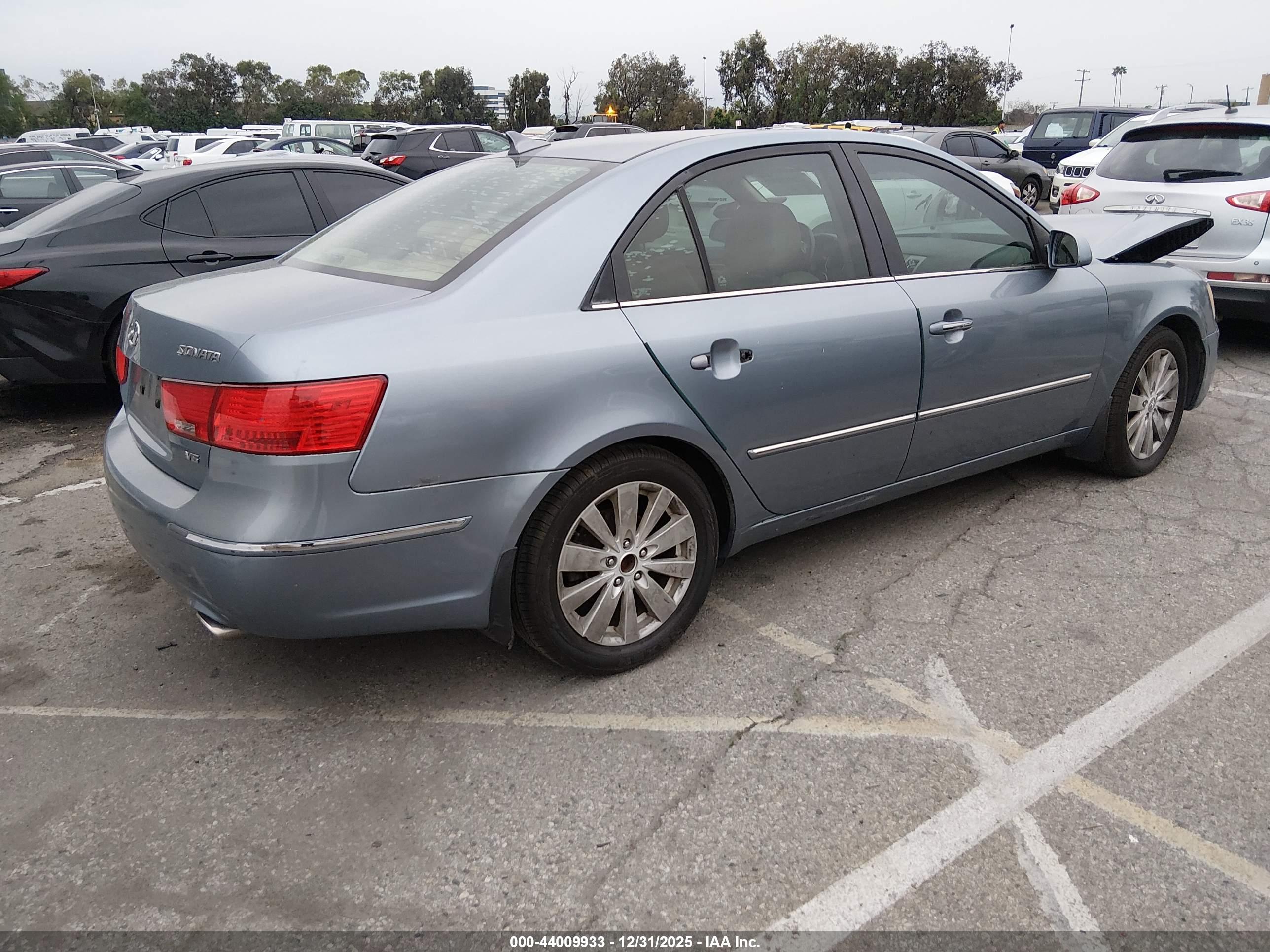 HYUNDAI SONATA image 4