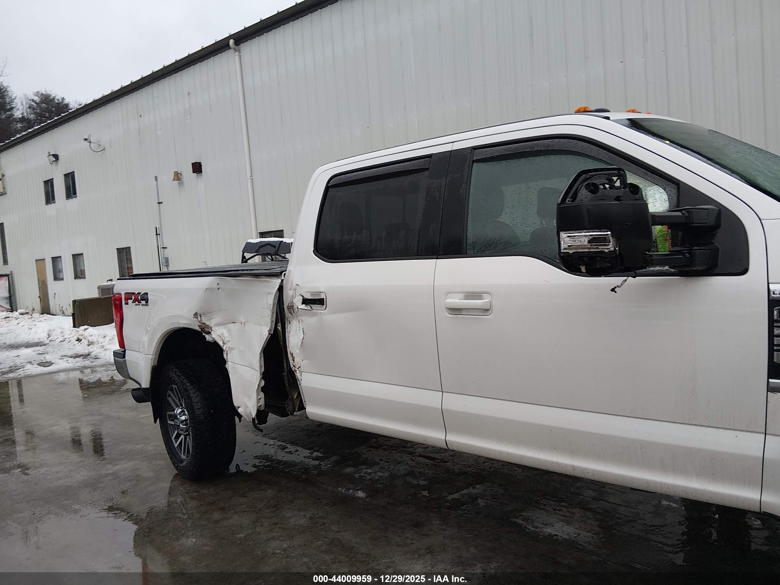 FORD F-250 image 6