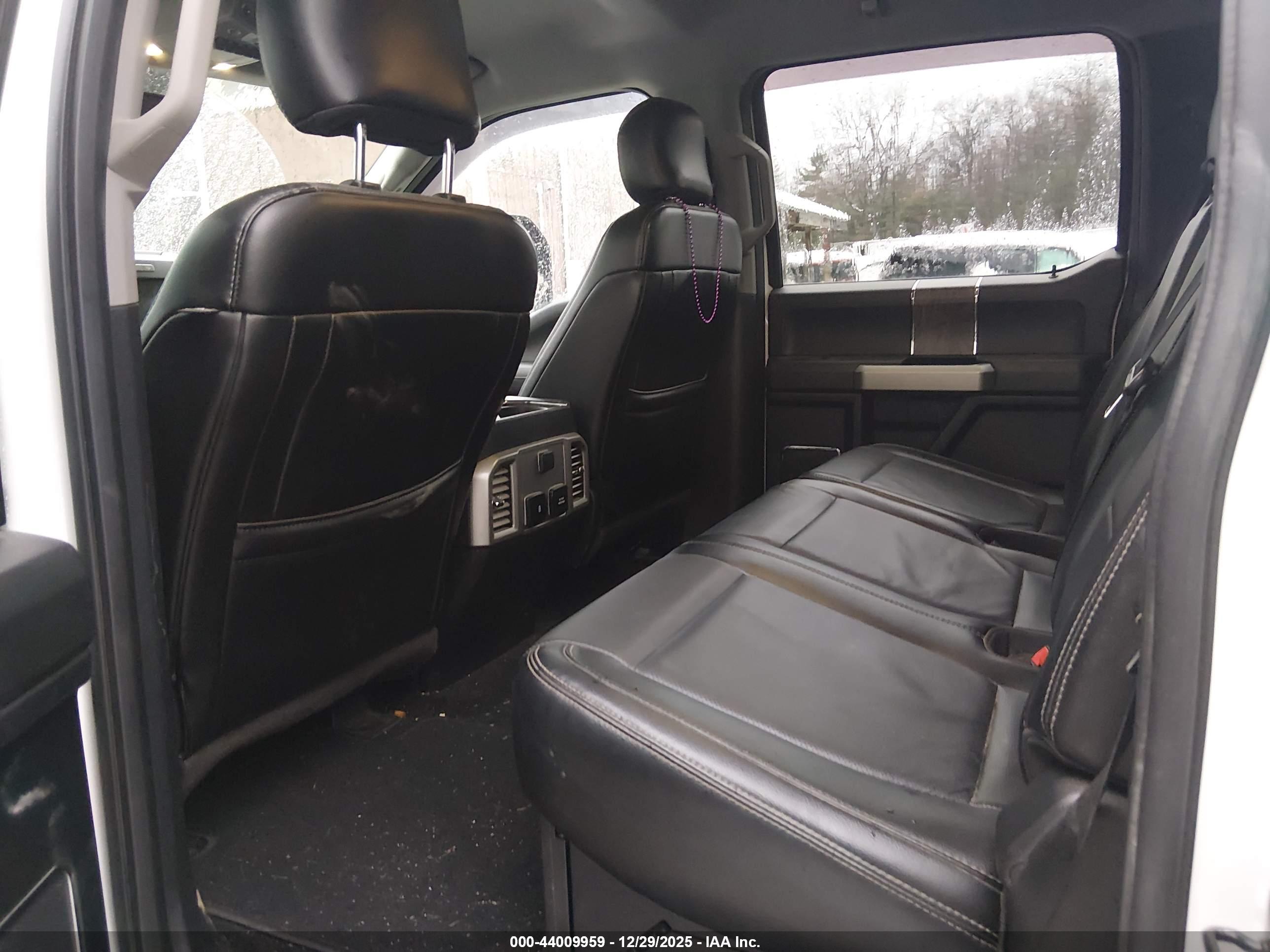 FORD F-250 image 8