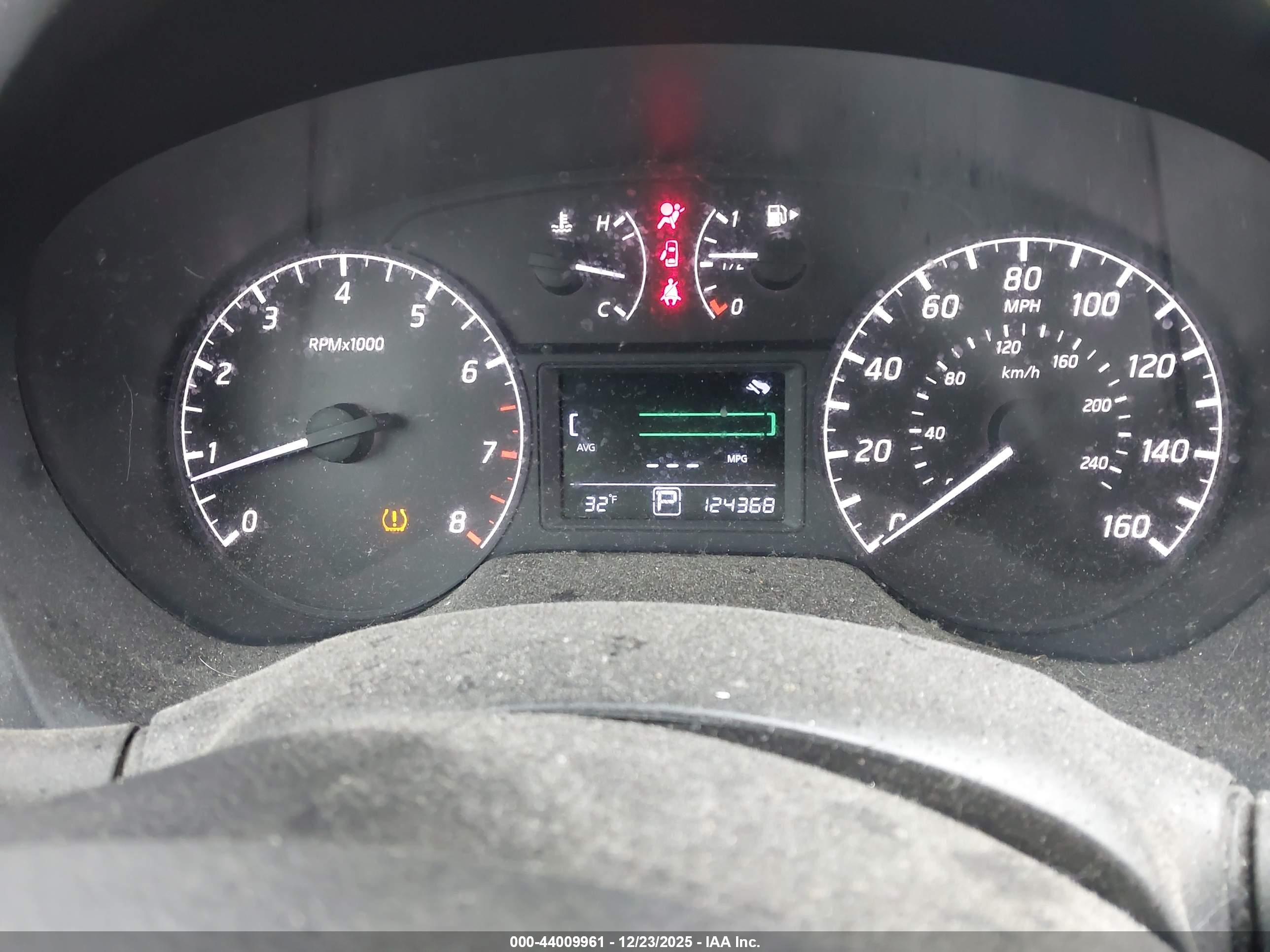 NISSAN SENTRA image 7
