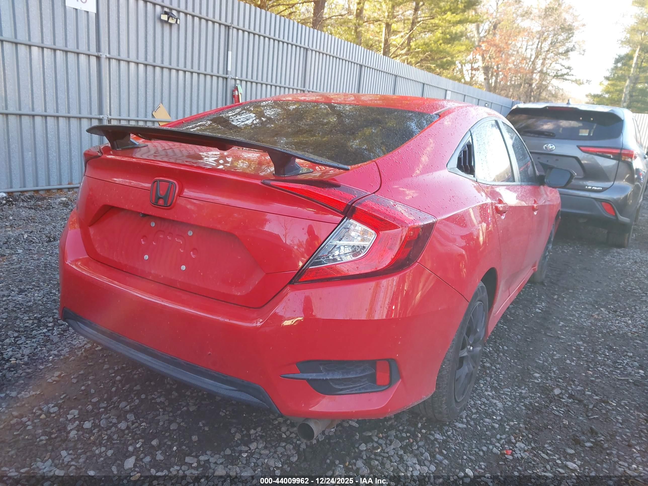 HONDA CIVIC image 4