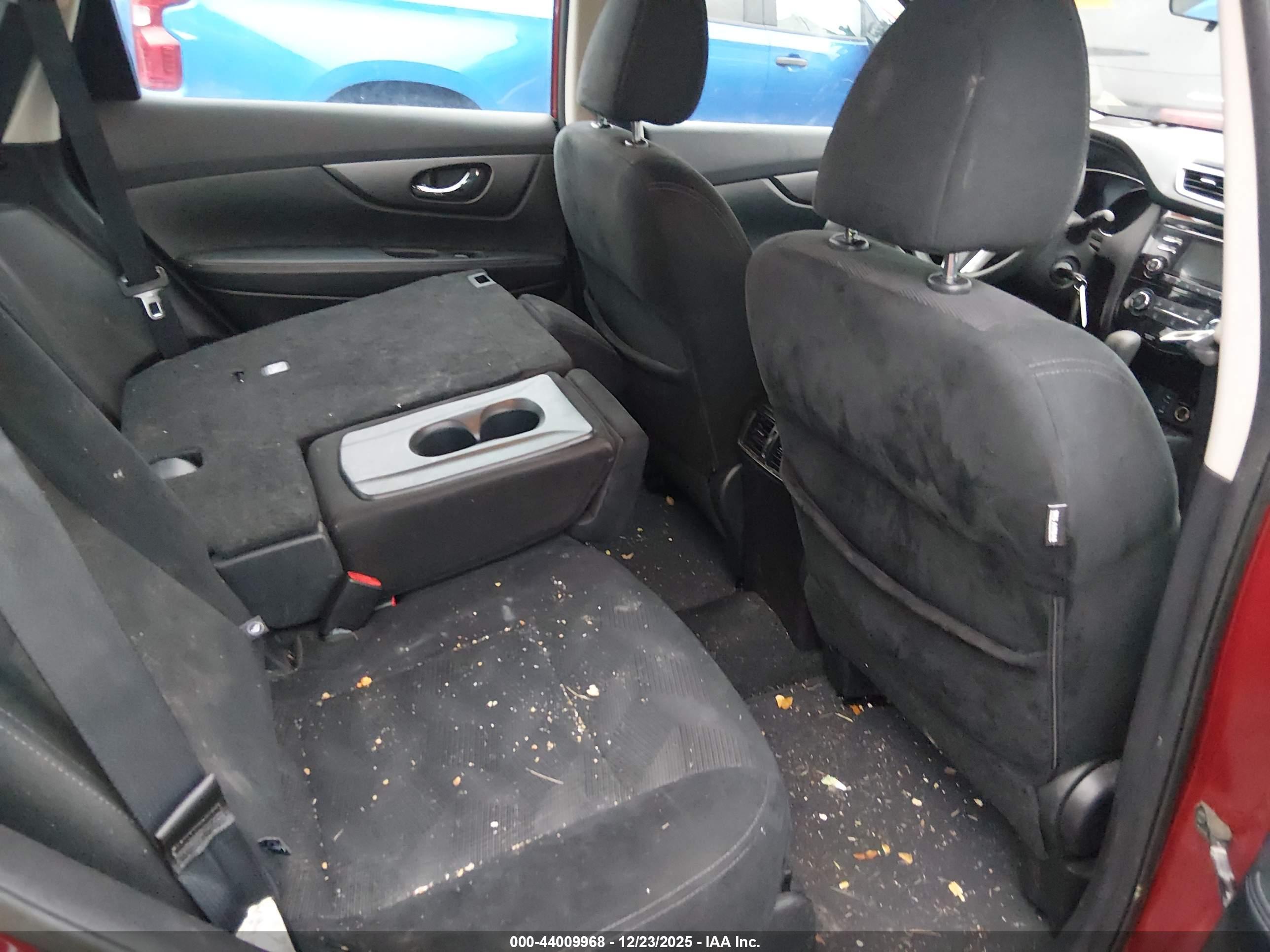 NISSAN ROGUE image 8