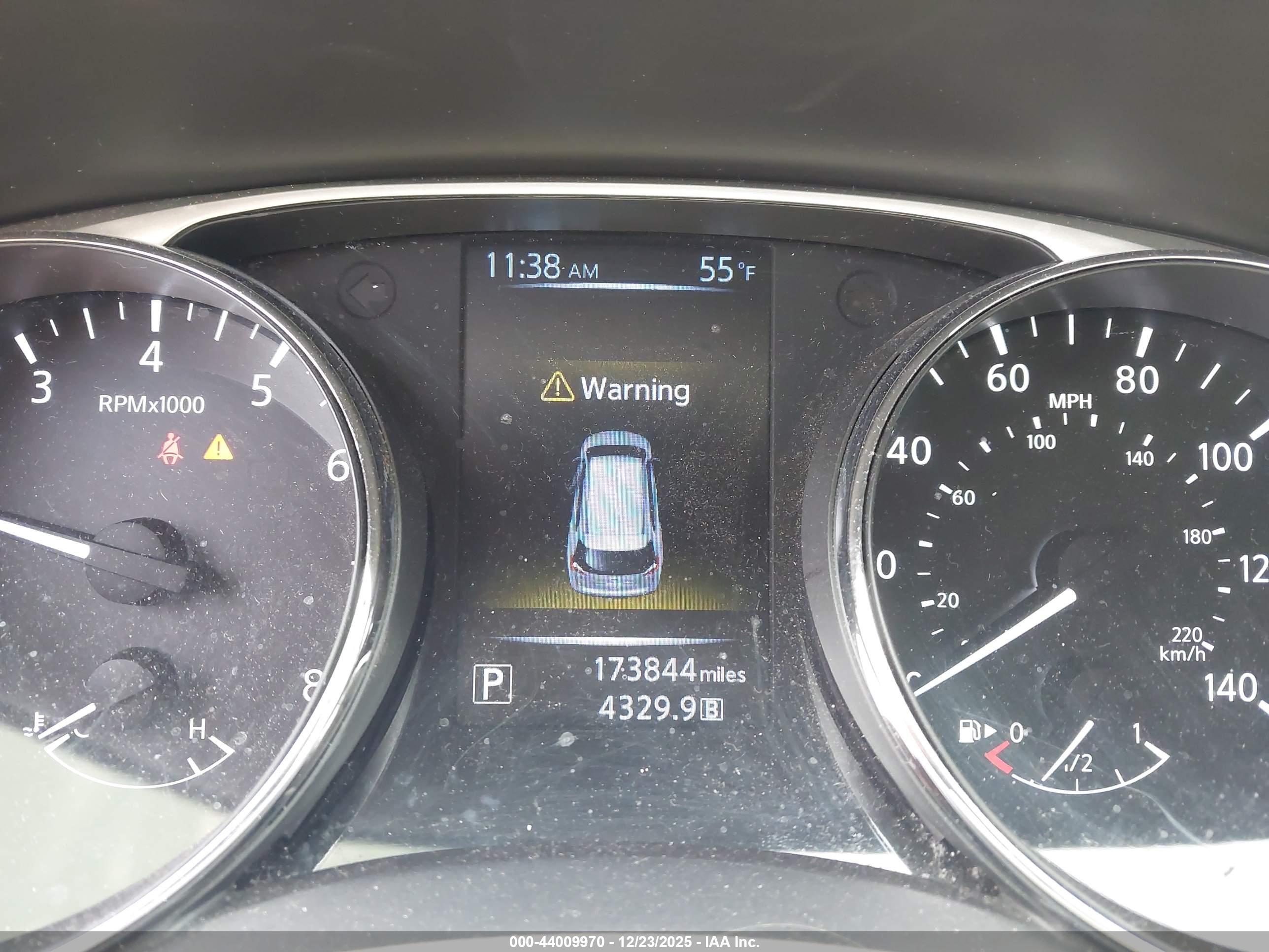 NISSAN ROGUE image 7