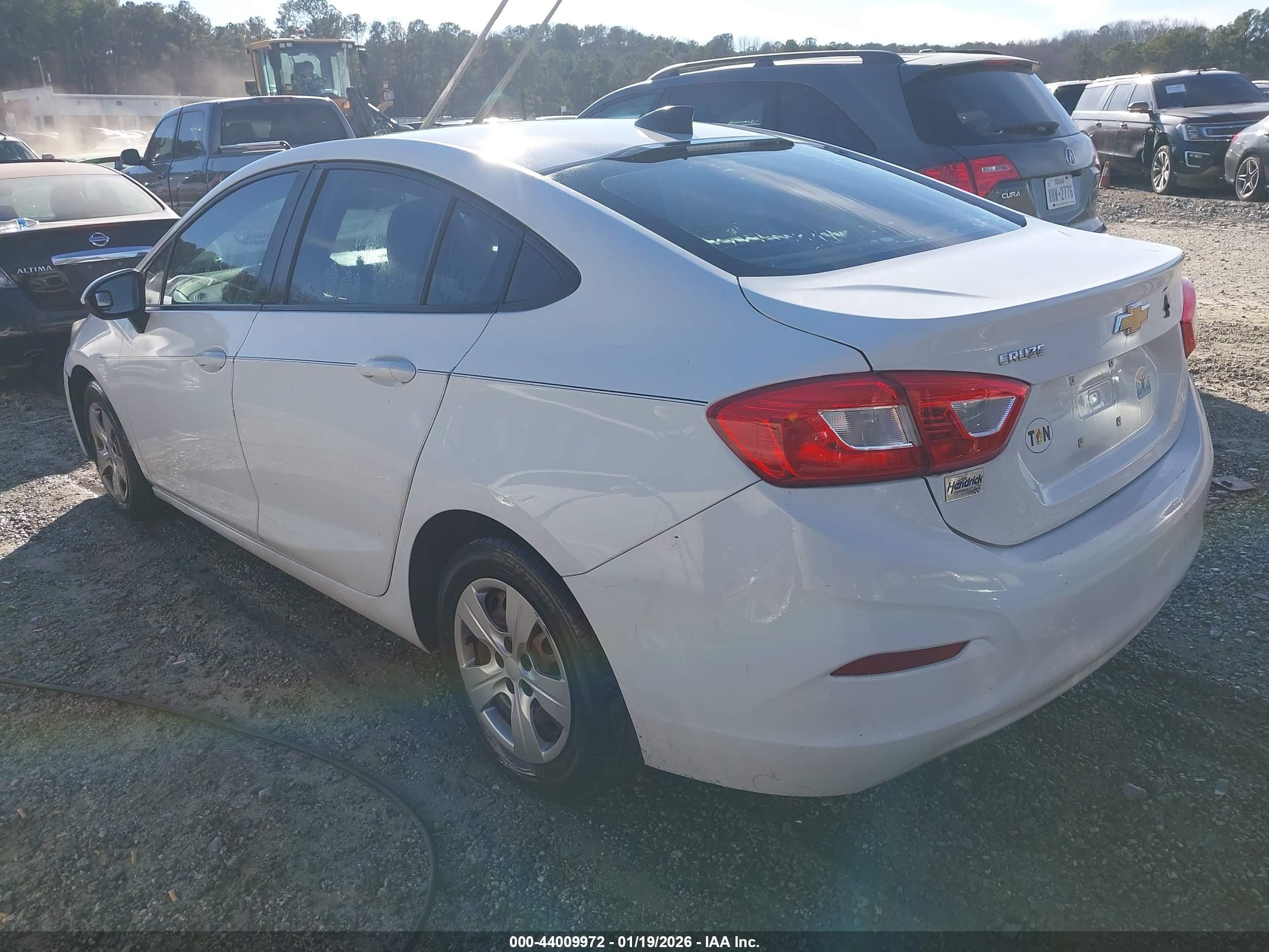 CHEVROLET CRUZE image 3