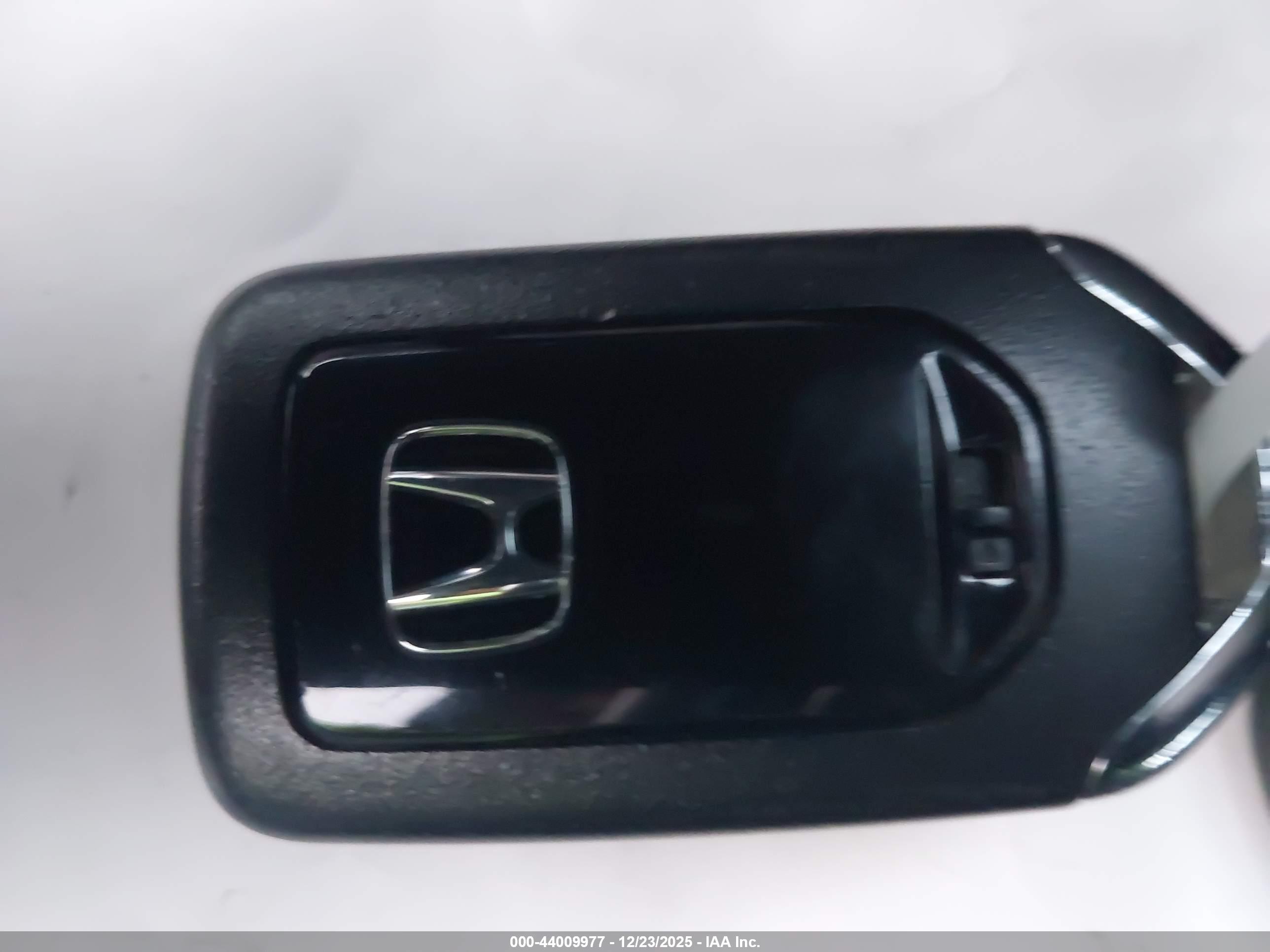 HONDA ACCORD image 11