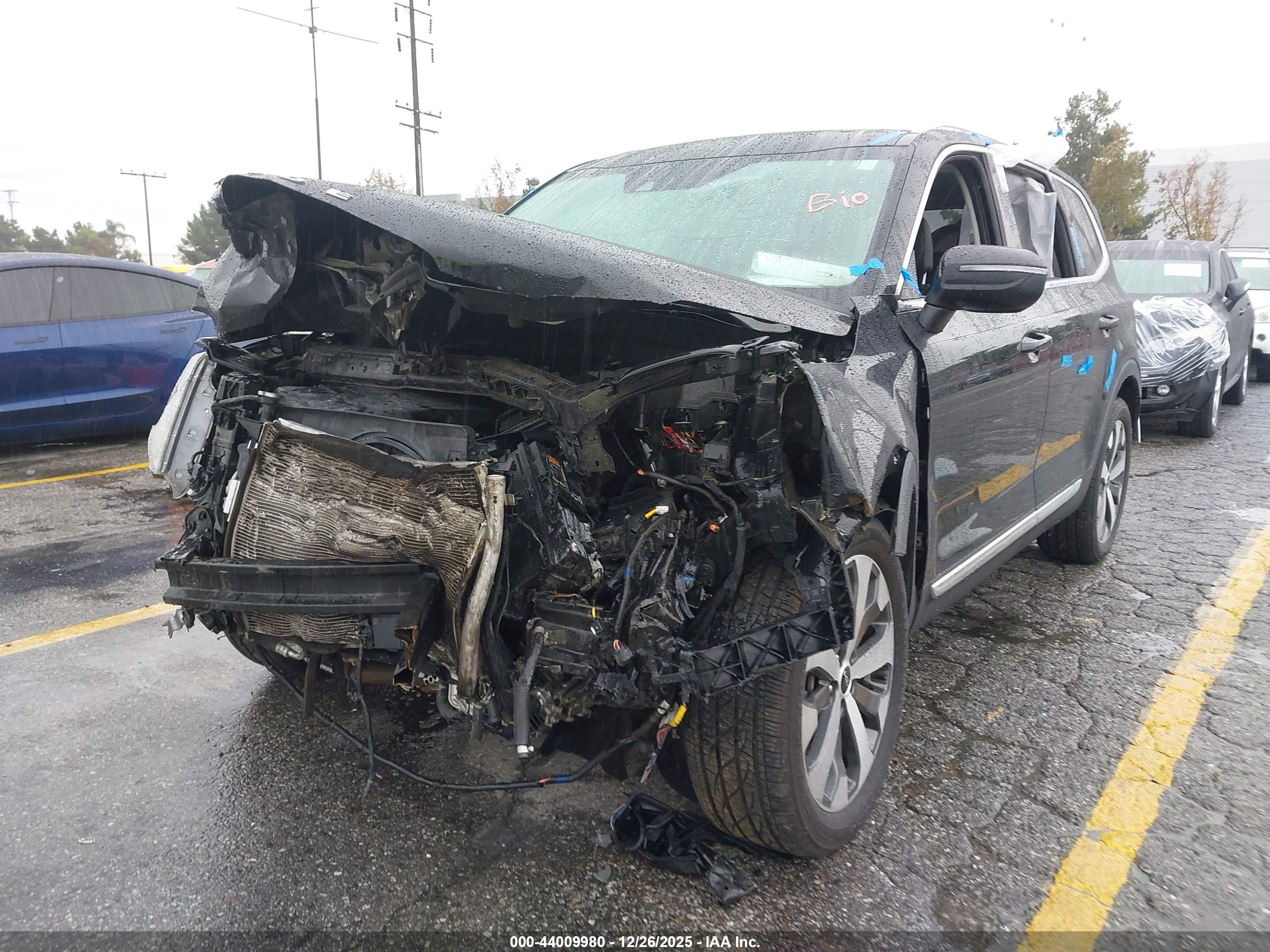 KIA TELLURIDE image 6