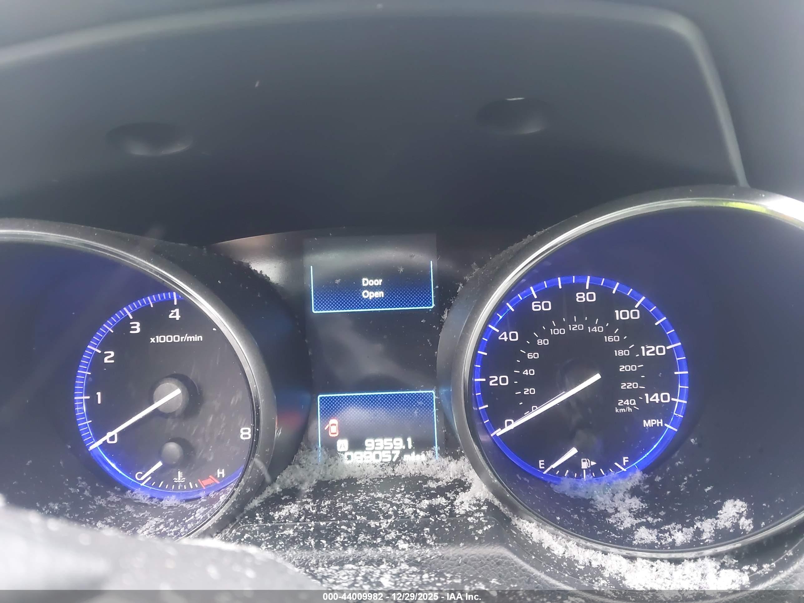 SUBARU OUTBACK image 7