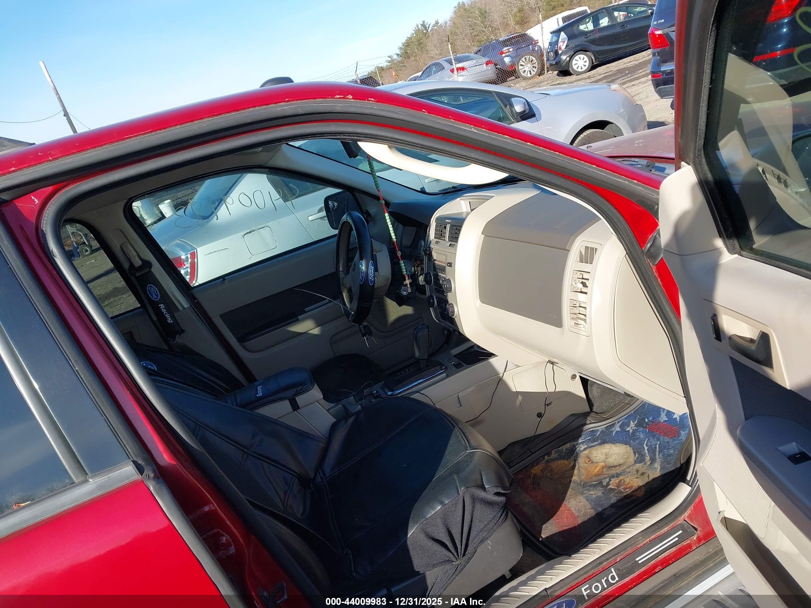 FORD ESCAPE image 5