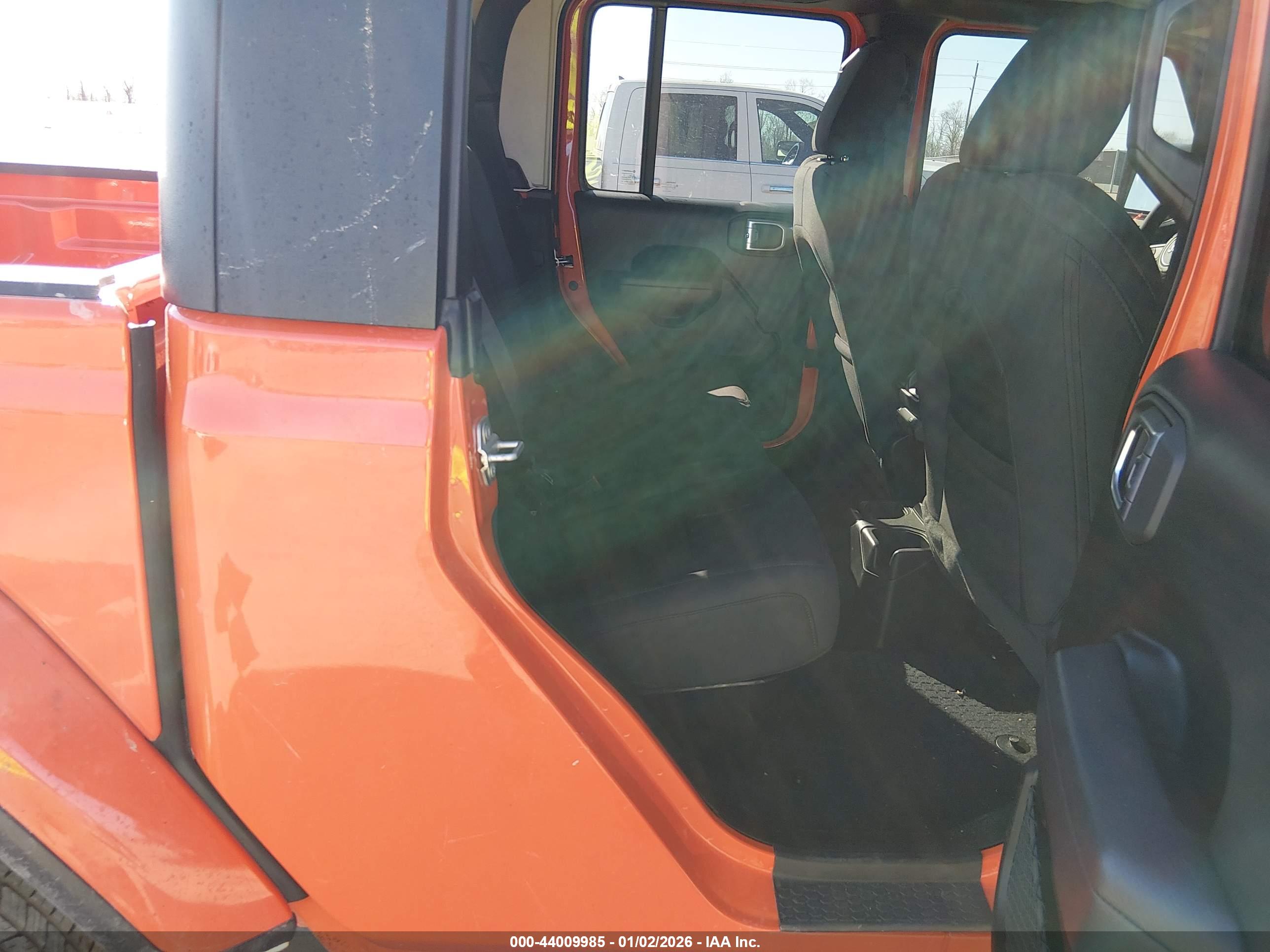 JEEP GLADIATOR image 8