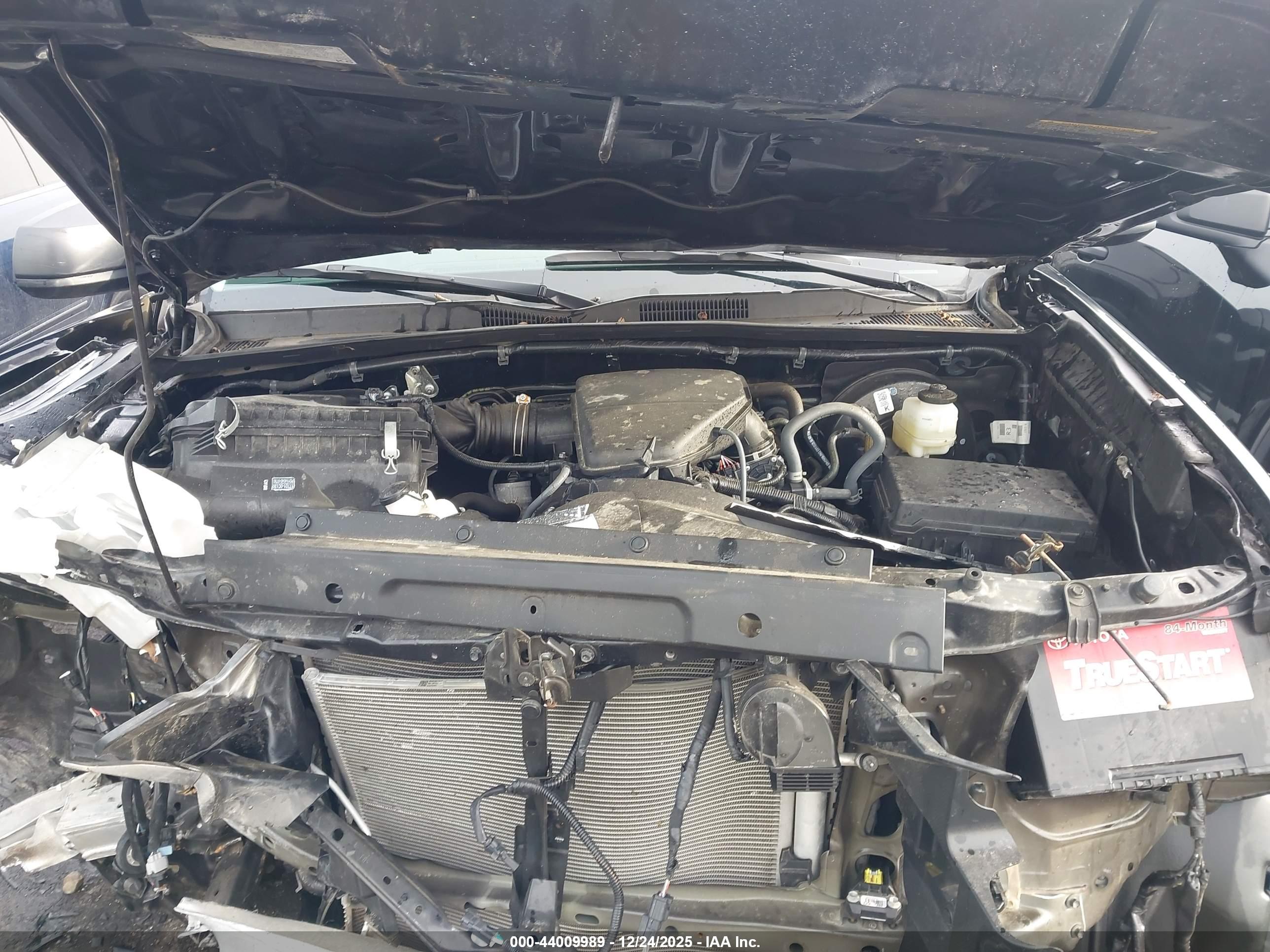 TOYOTA TACOMA image 10