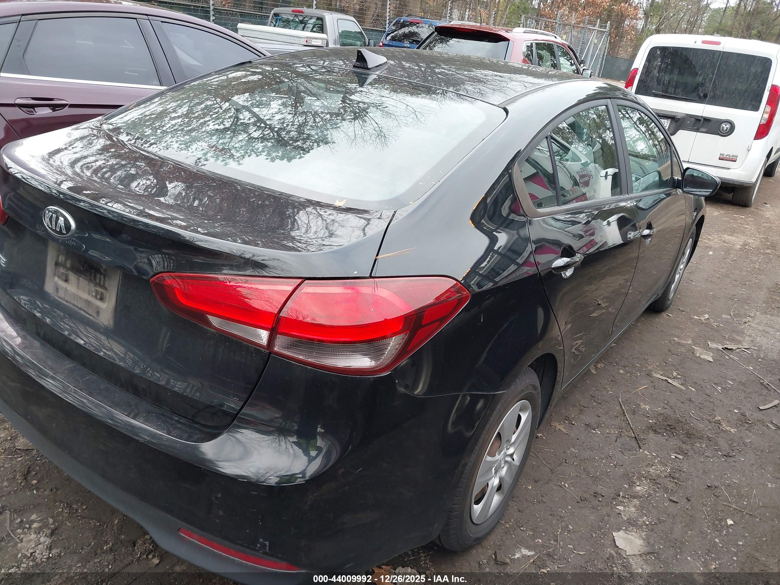 KIA FORTE image 4