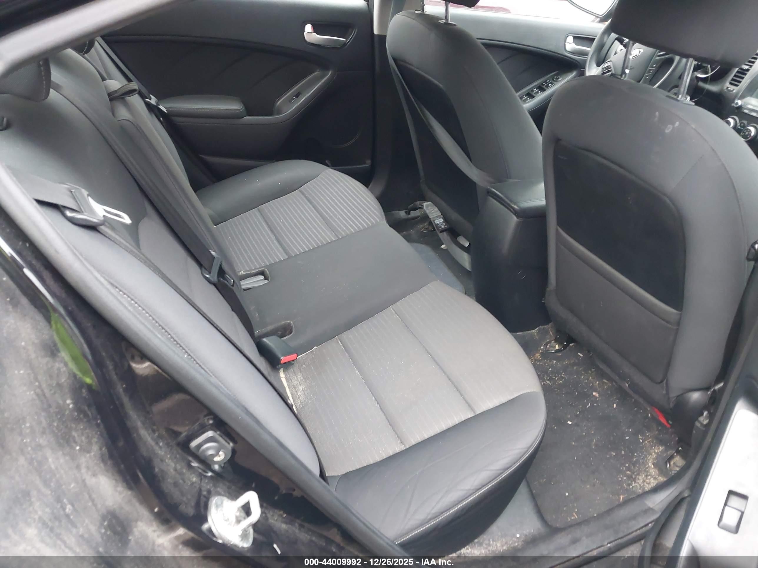 KIA FORTE image 8