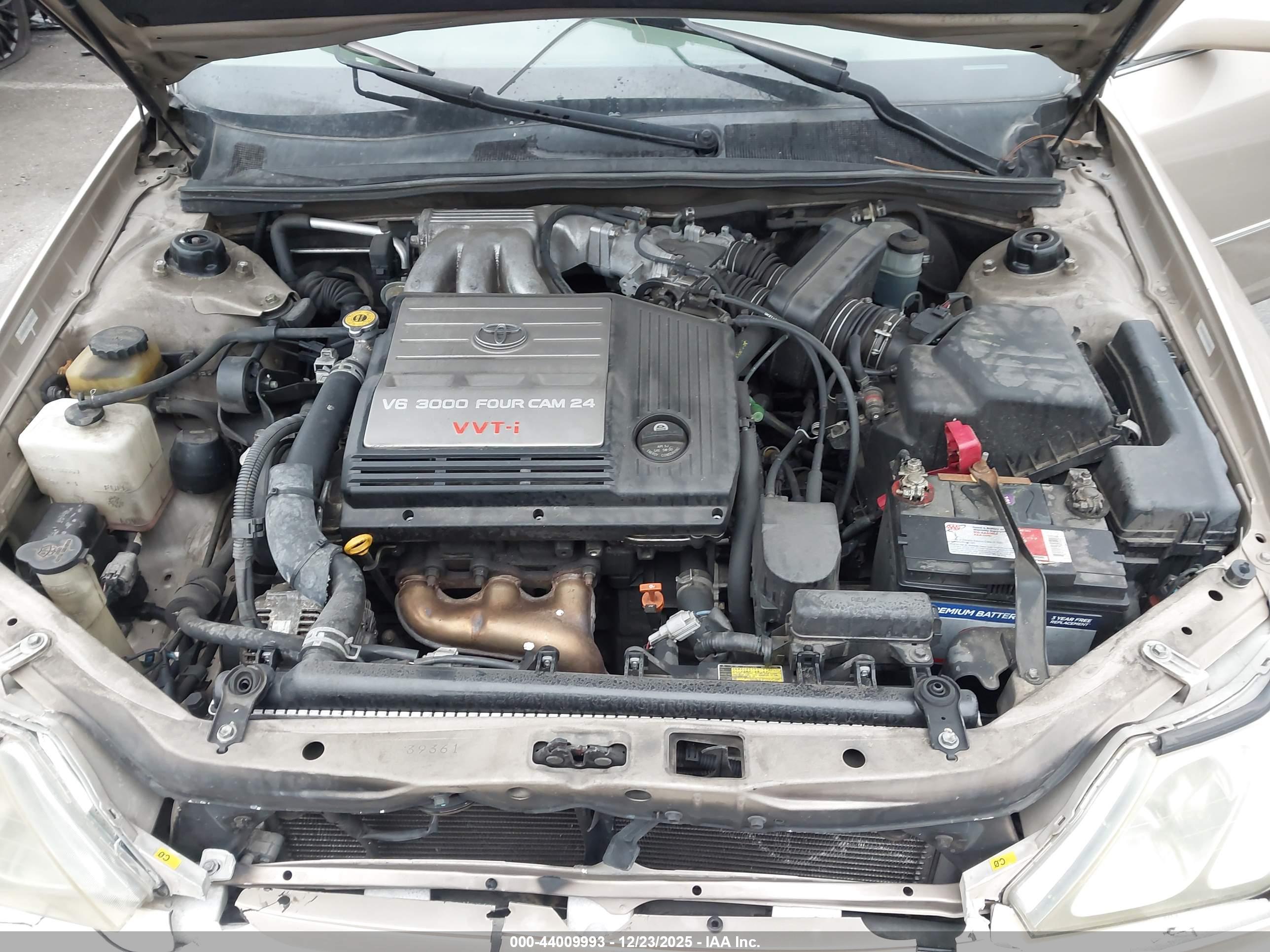TOYOTA AVALON image 10