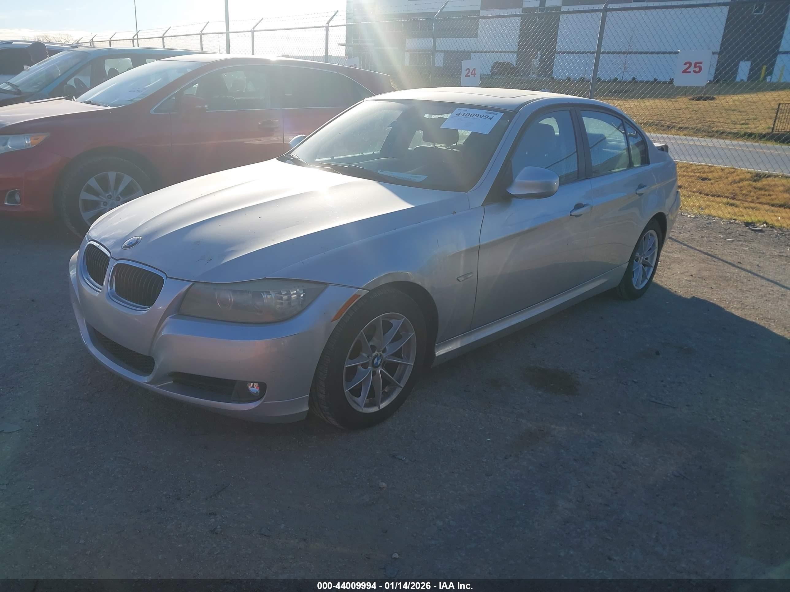 BMW 328I image 2