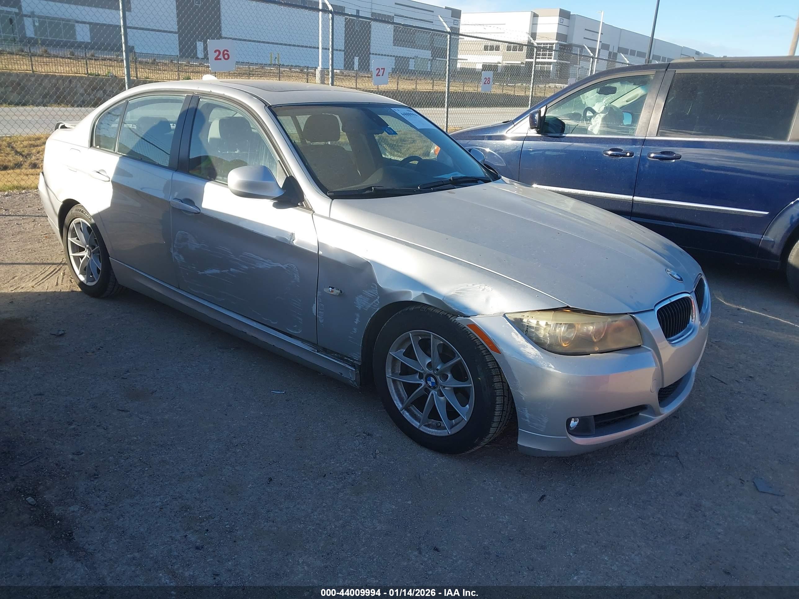 BMW 328I image 6