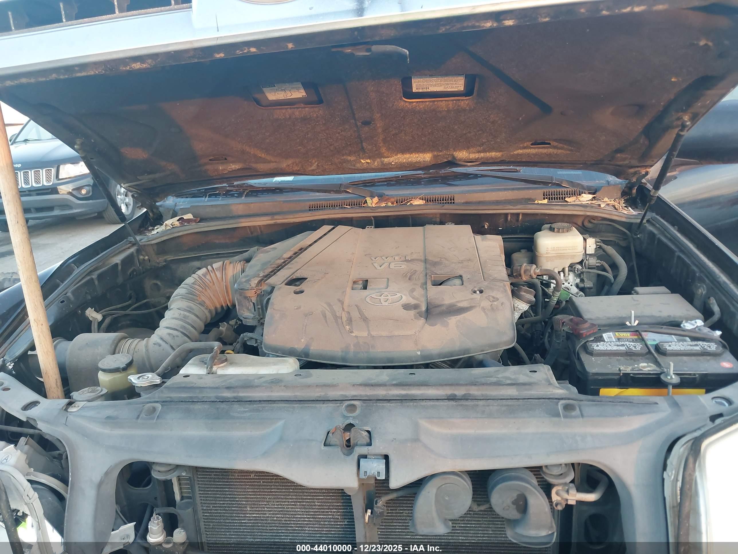 TOYOTA 4RUNNER image 10