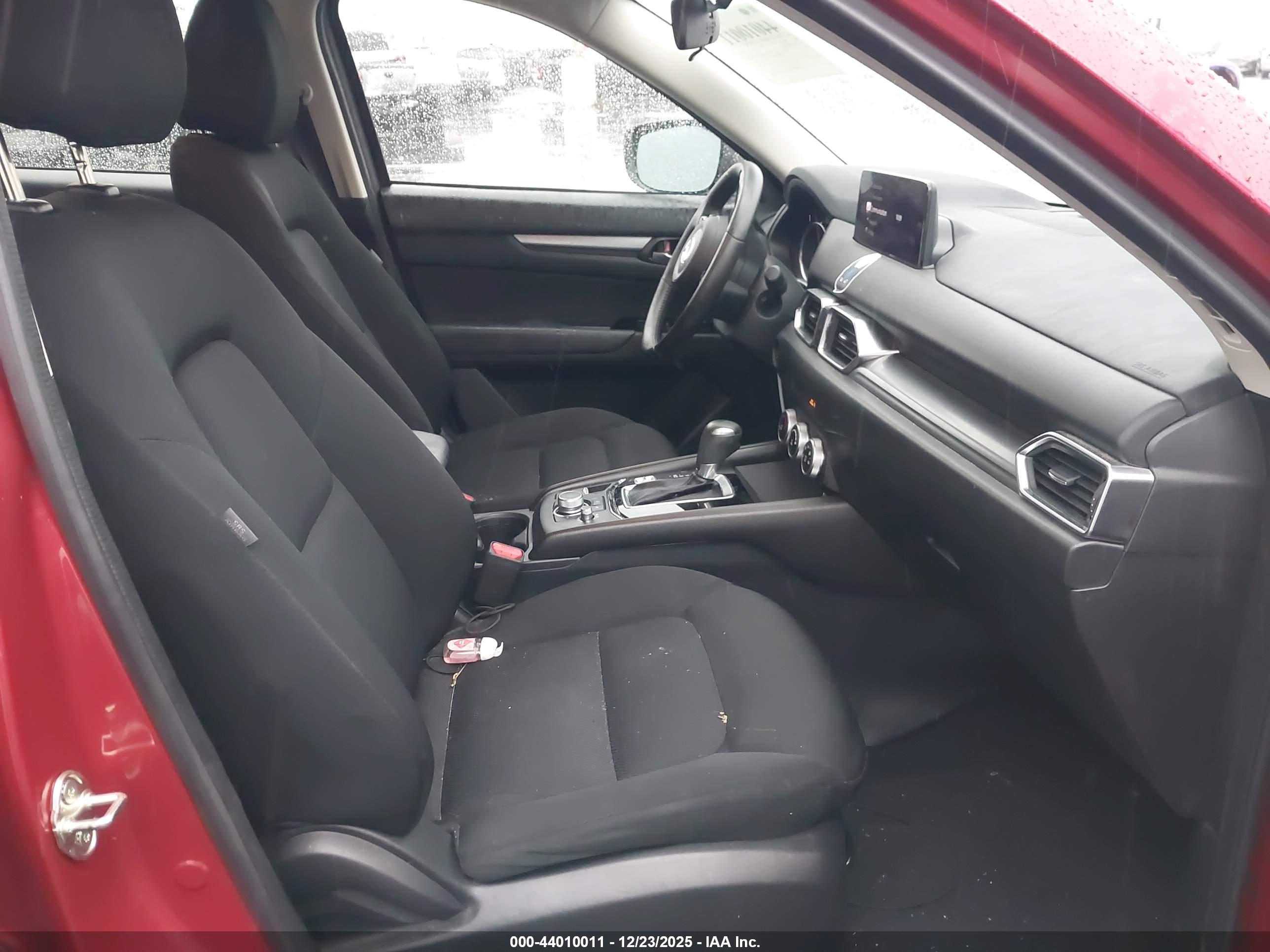 MAZDA CX-5 image 5