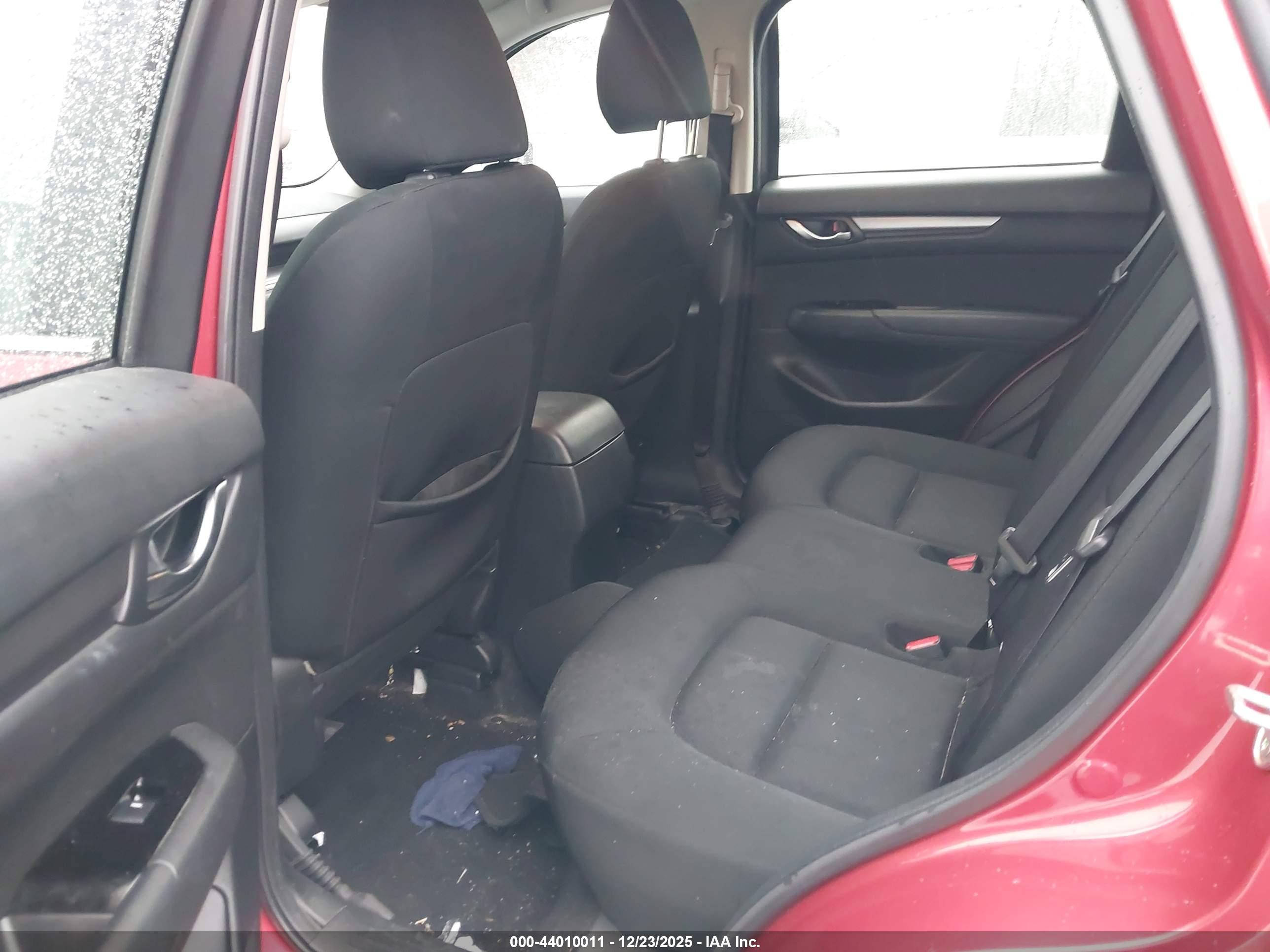 MAZDA CX-5 image 8