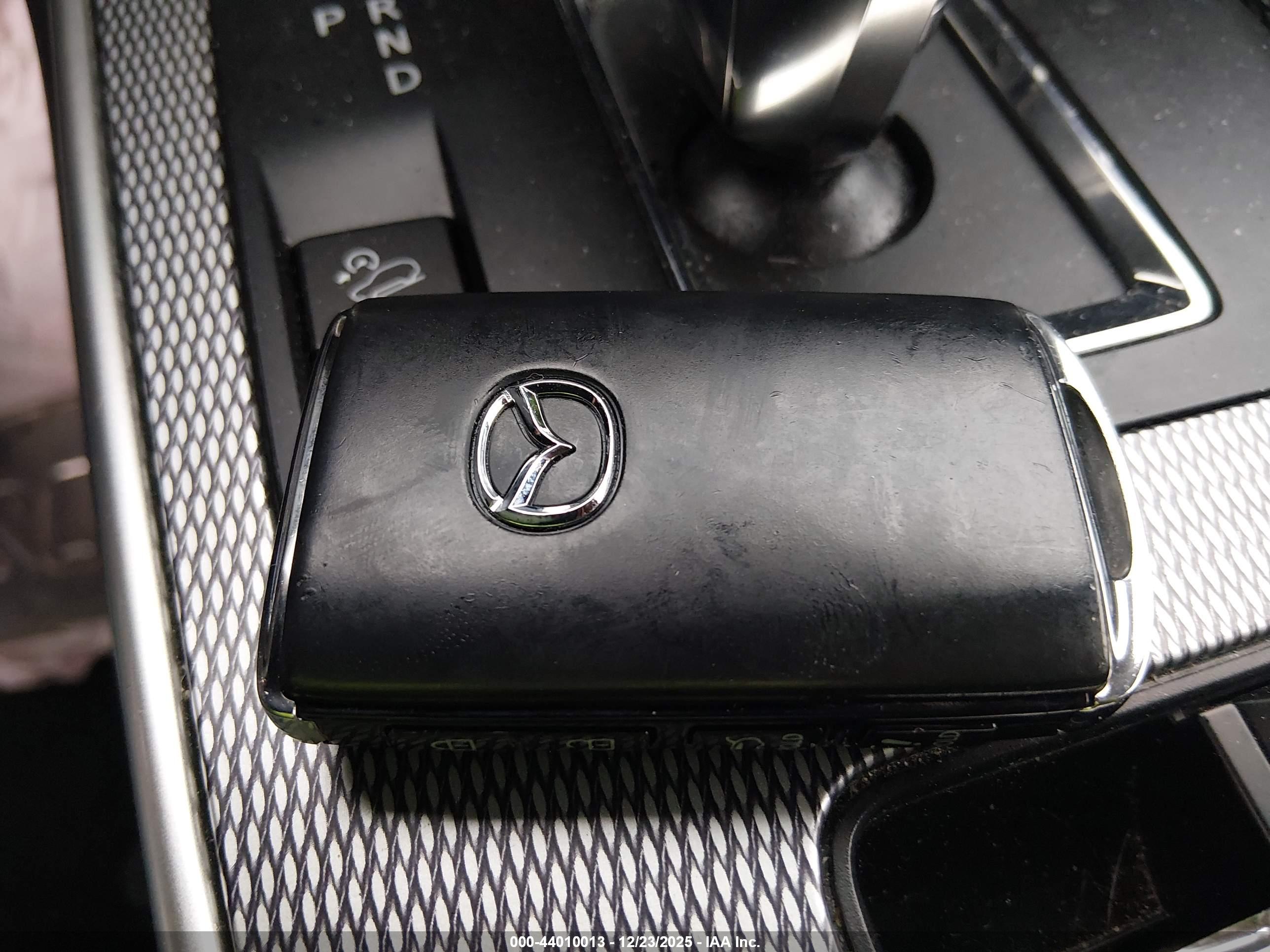 MAZDA CX-90 image 11