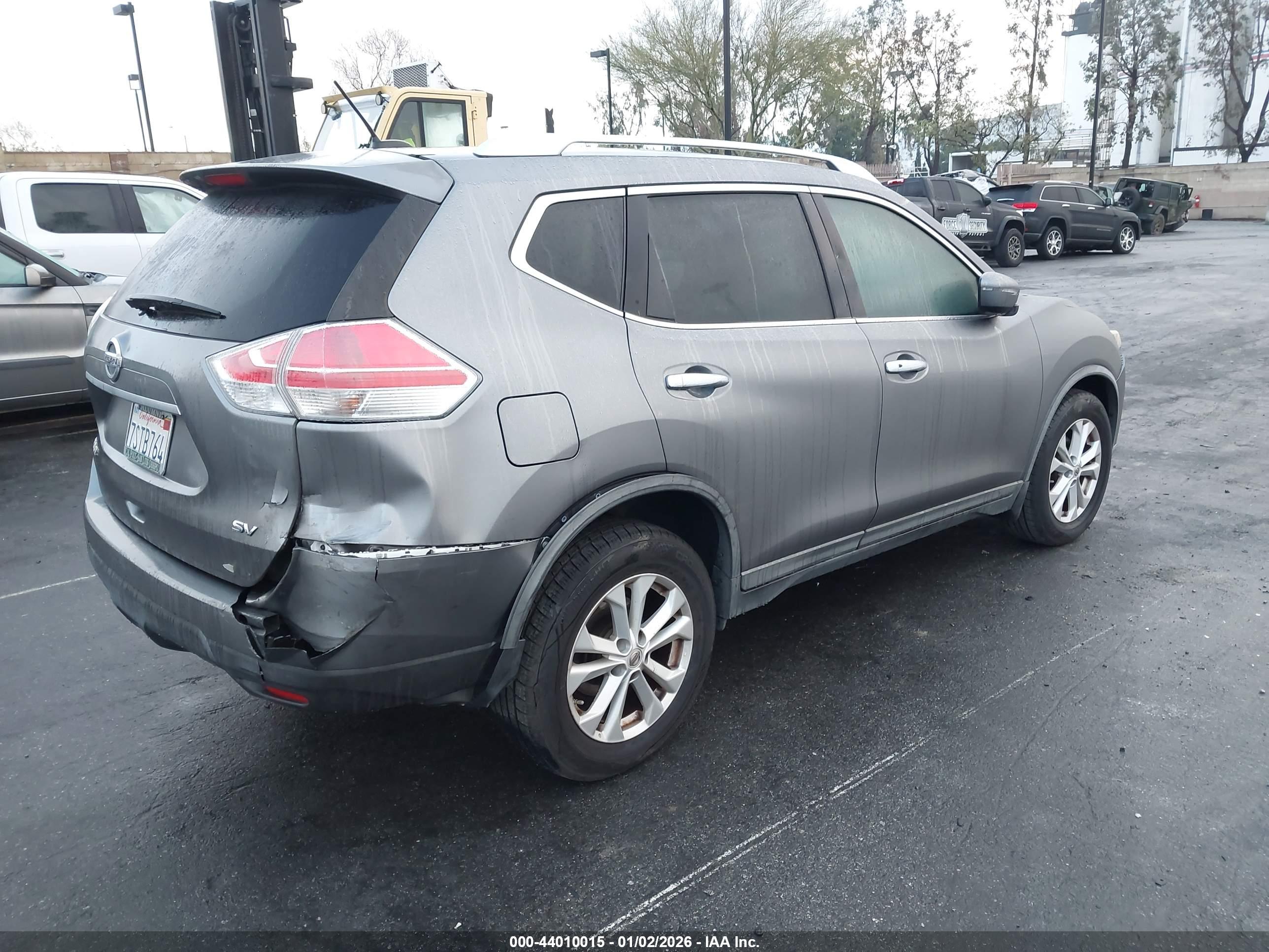 NISSAN ROGUE image 4