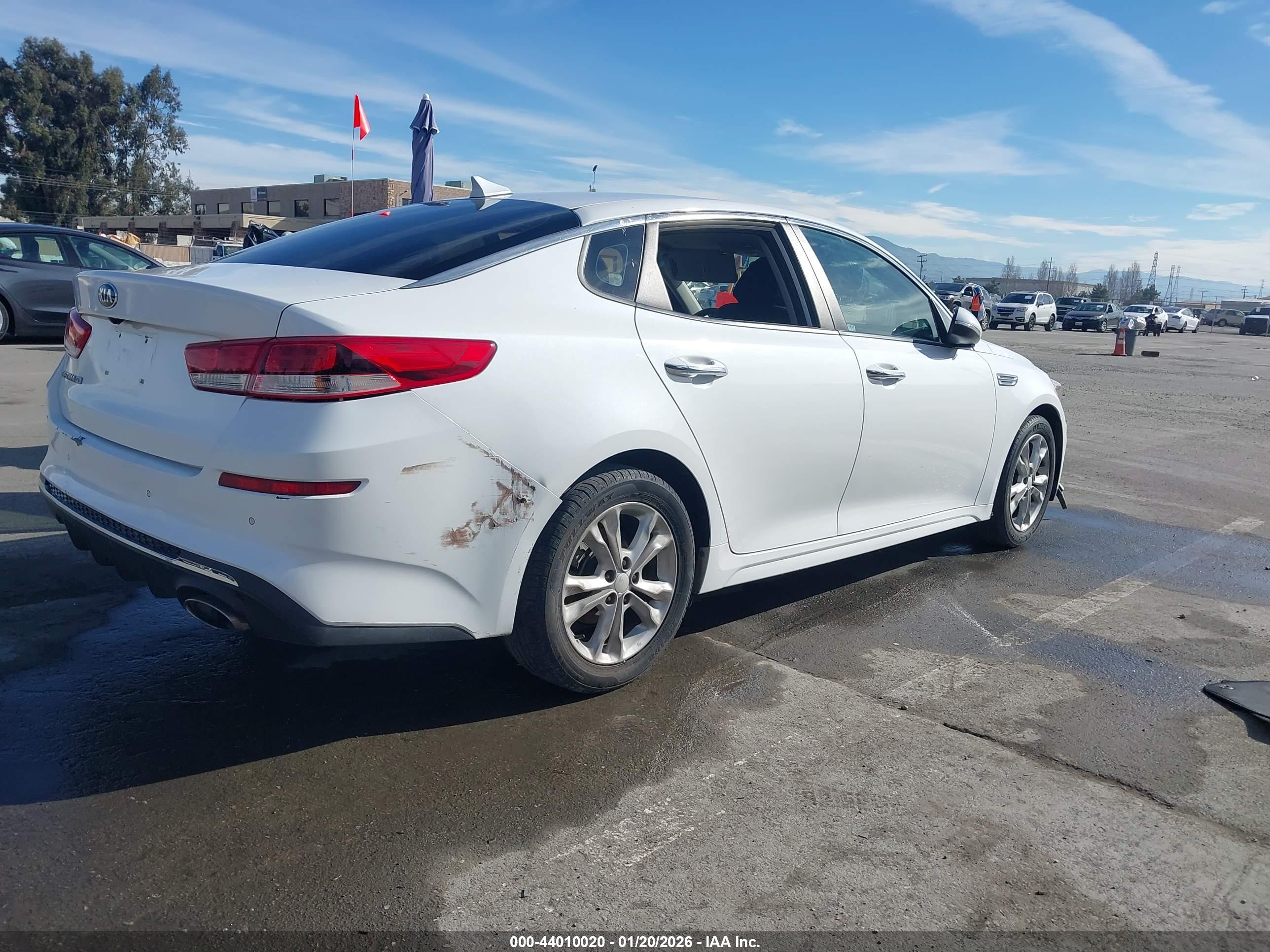 KIA OPTIMA image 4