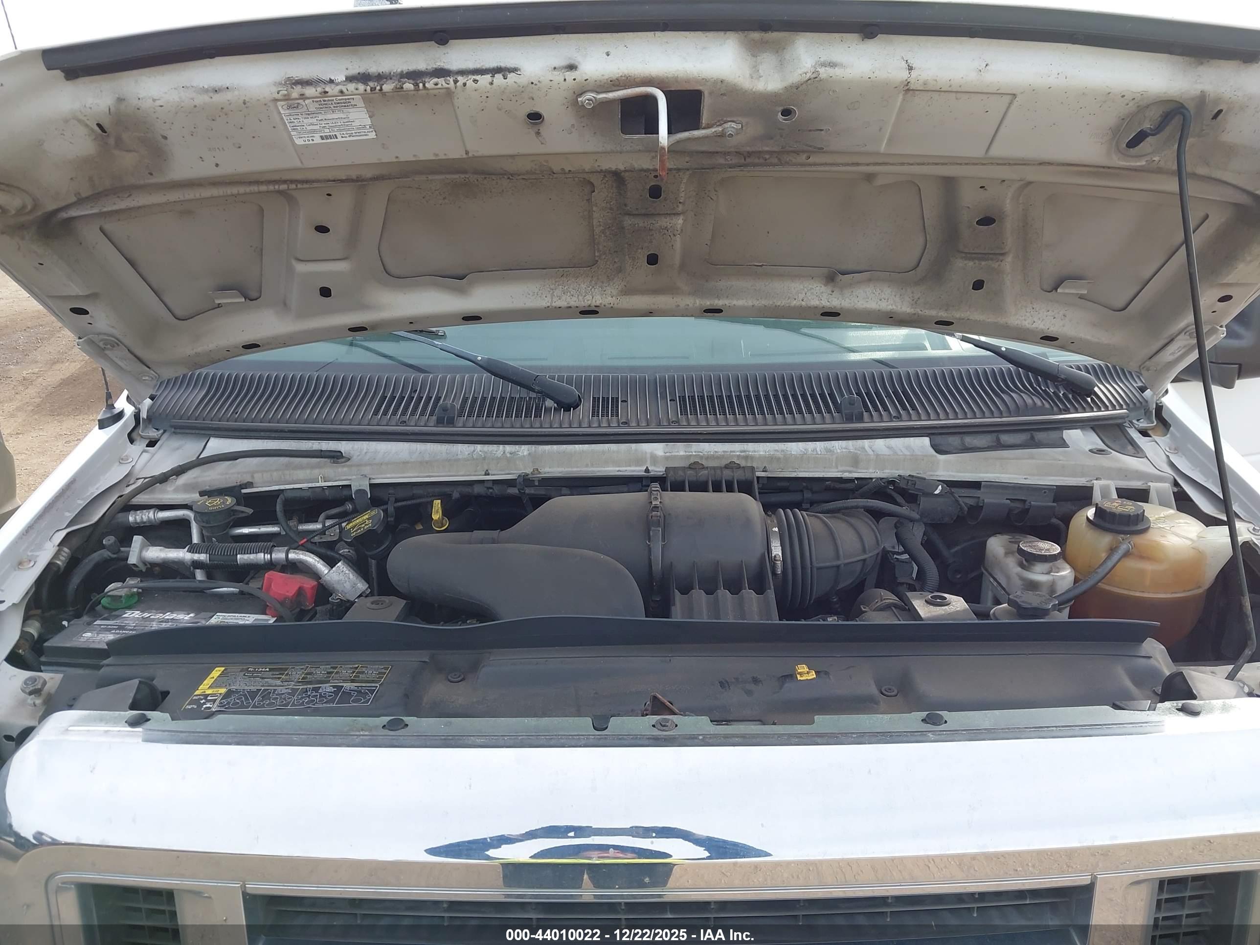 FORD E-350 image 10