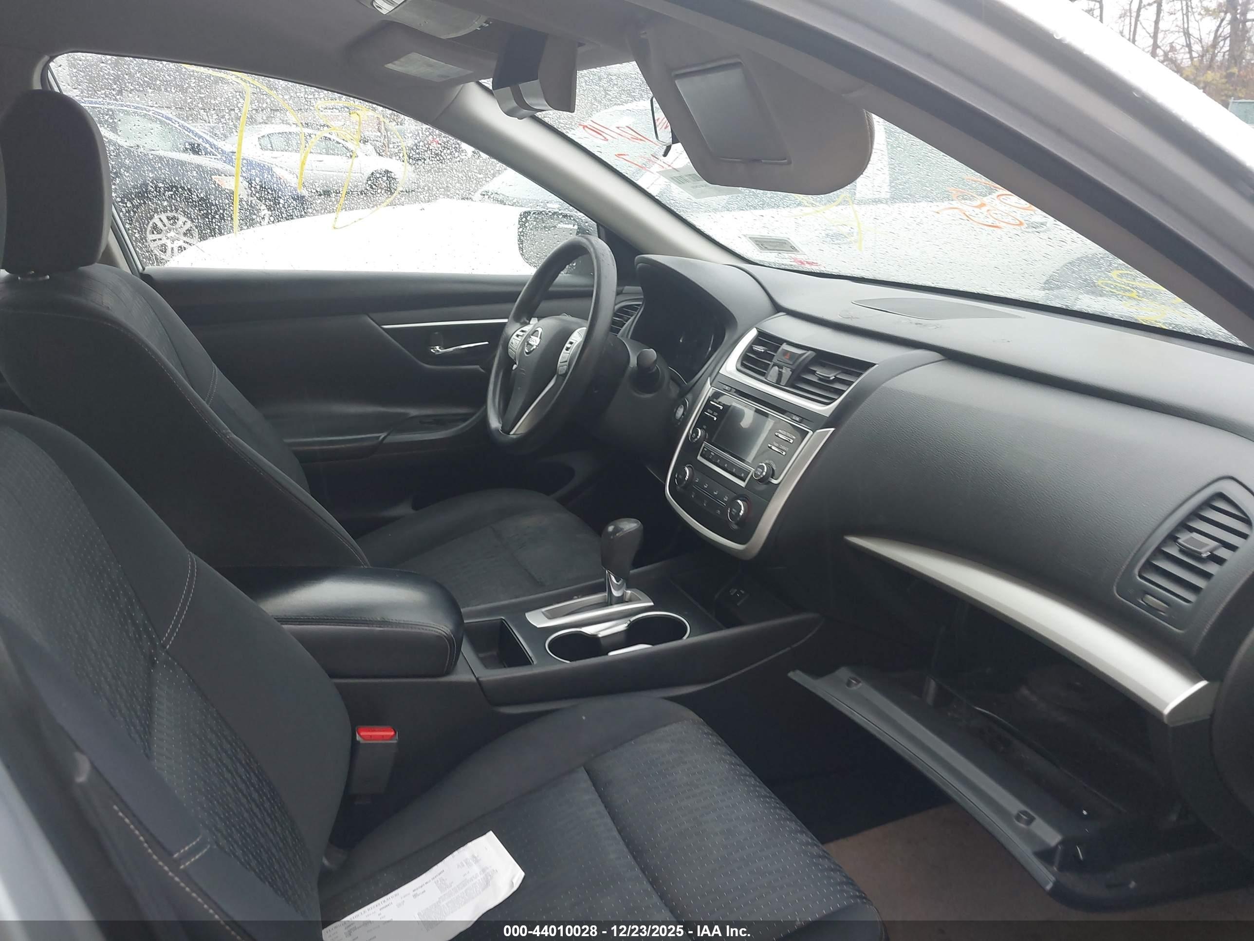 NISSAN ALTIMA image 5