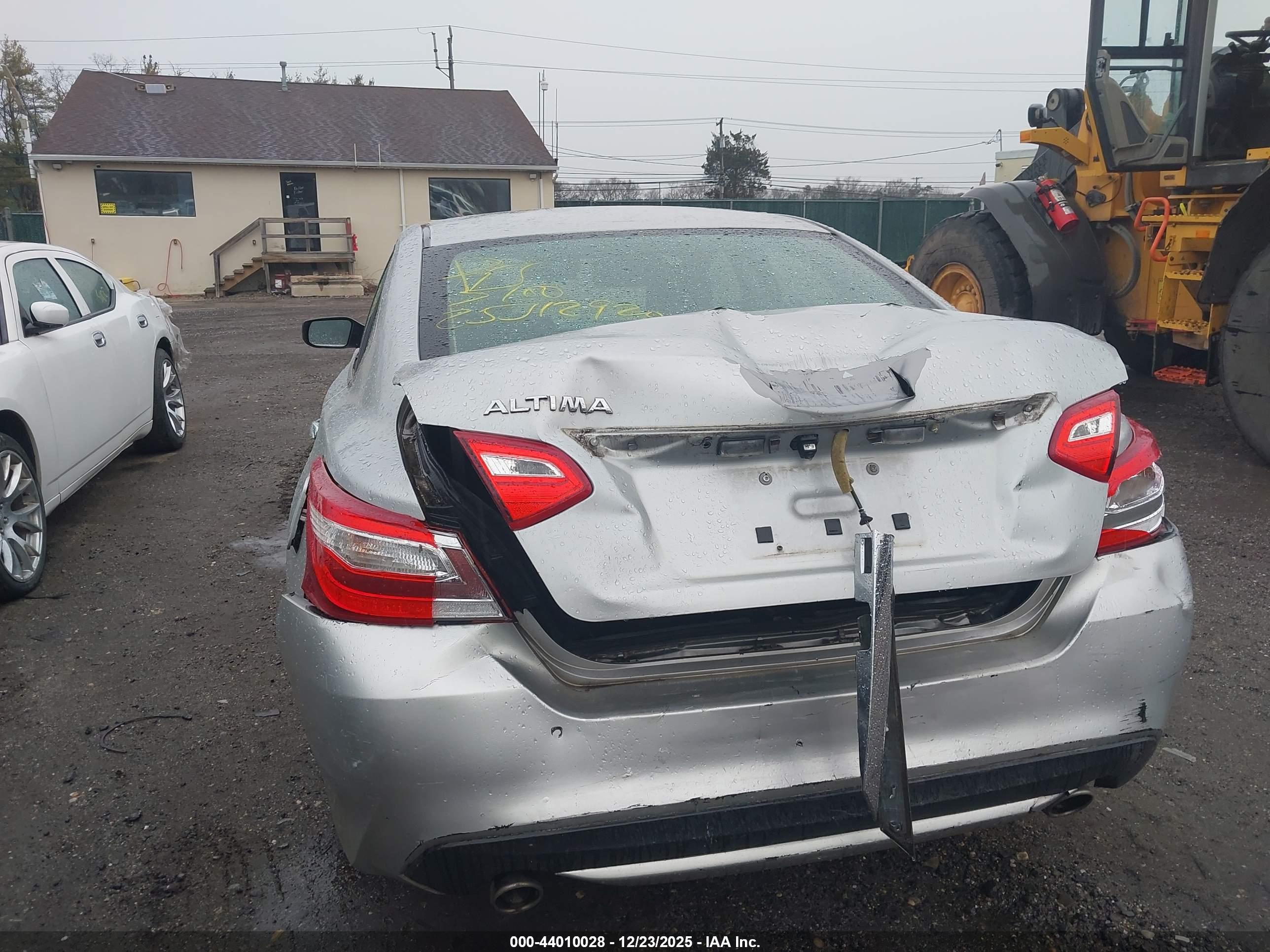 NISSAN ALTIMA image 6