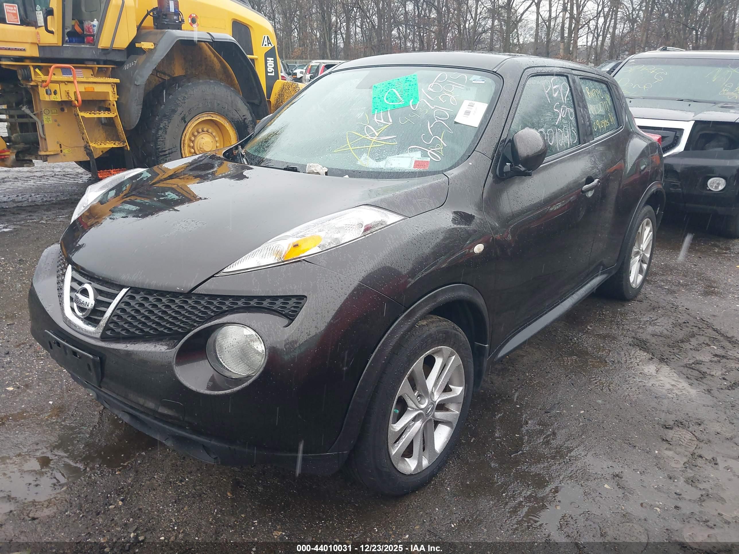 NISSAN JUKE image 2