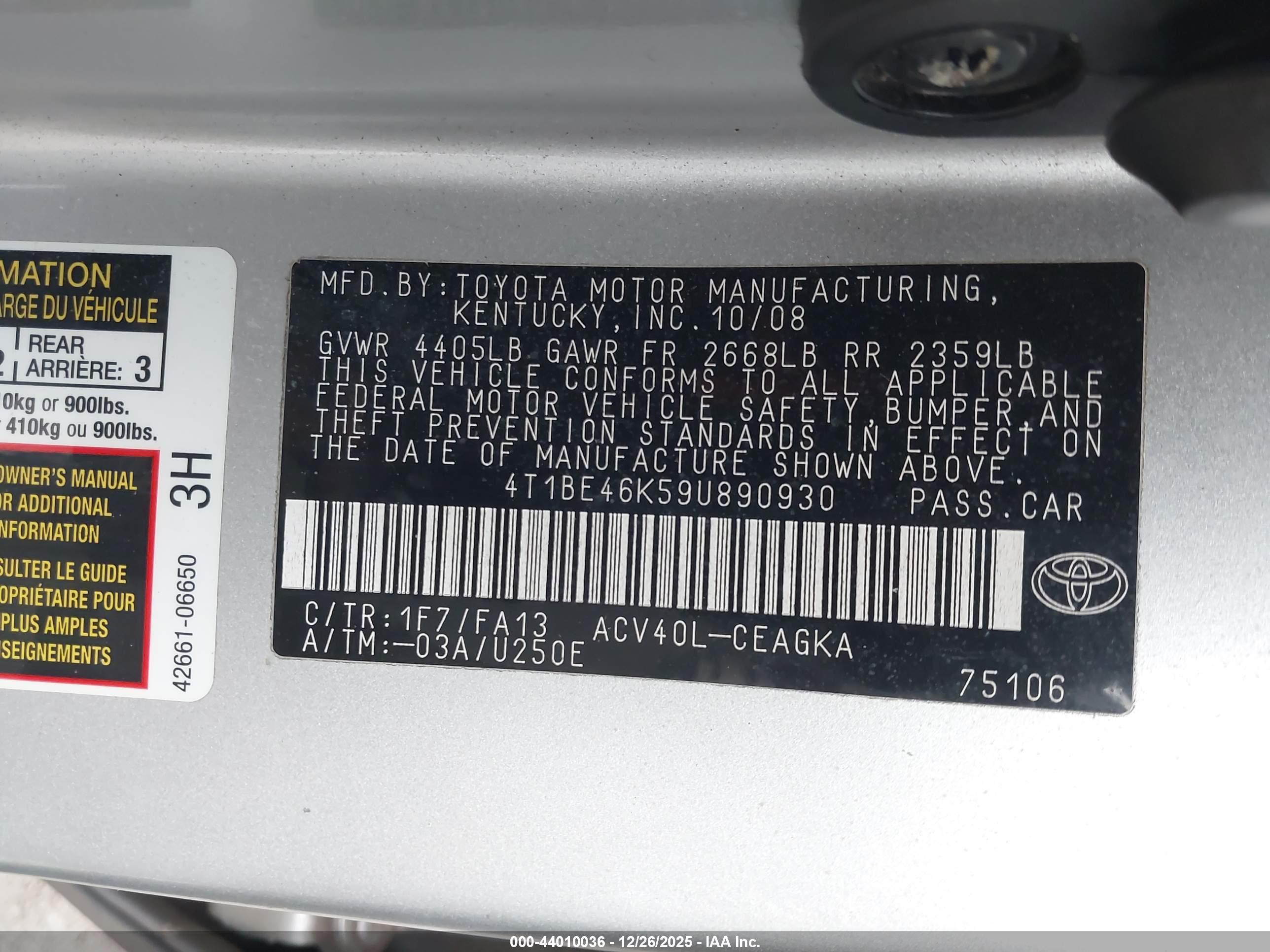 TOYOTA CAMRY image 9