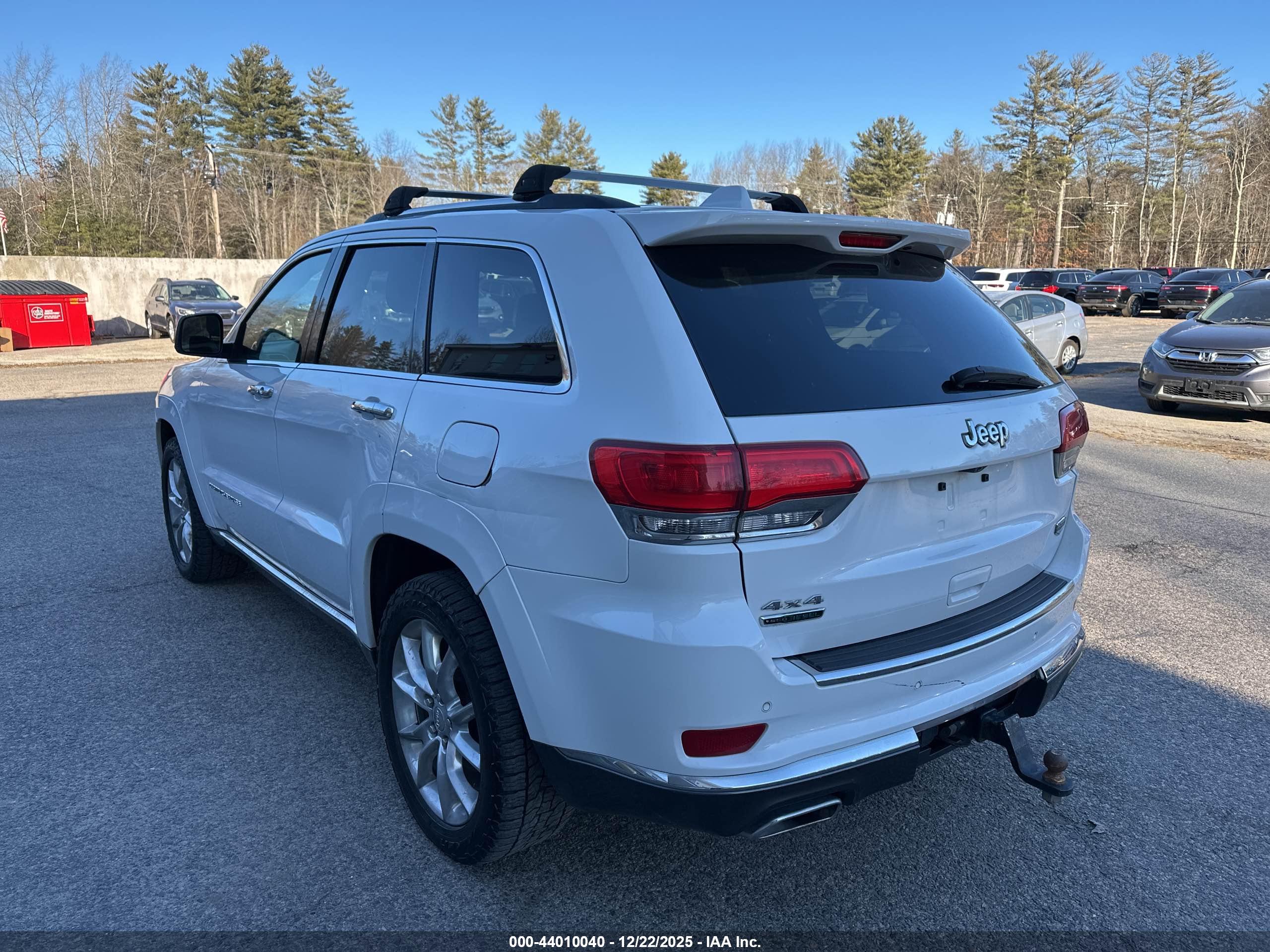 JEEP GRAND image 3