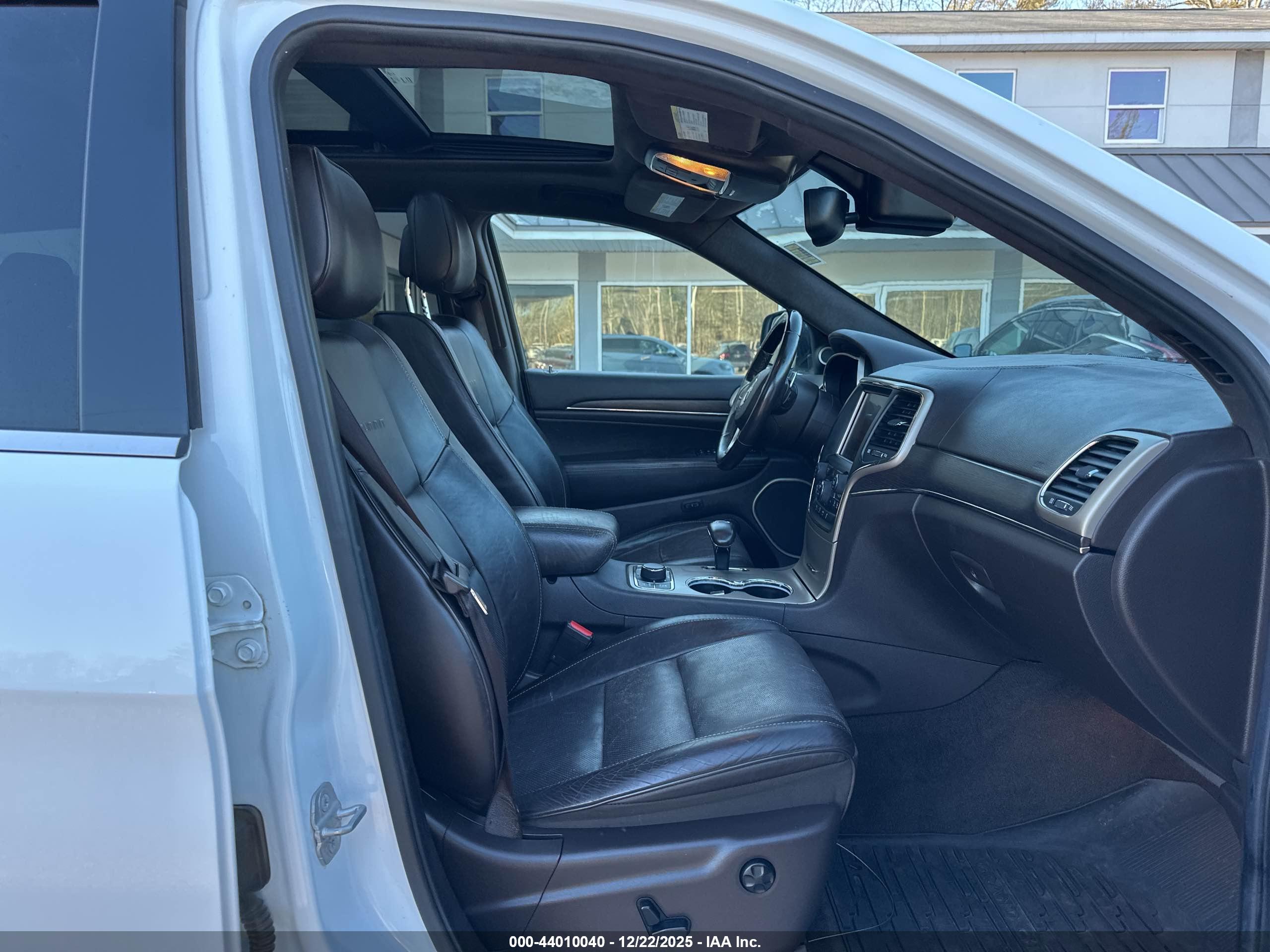 JEEP GRAND image 5