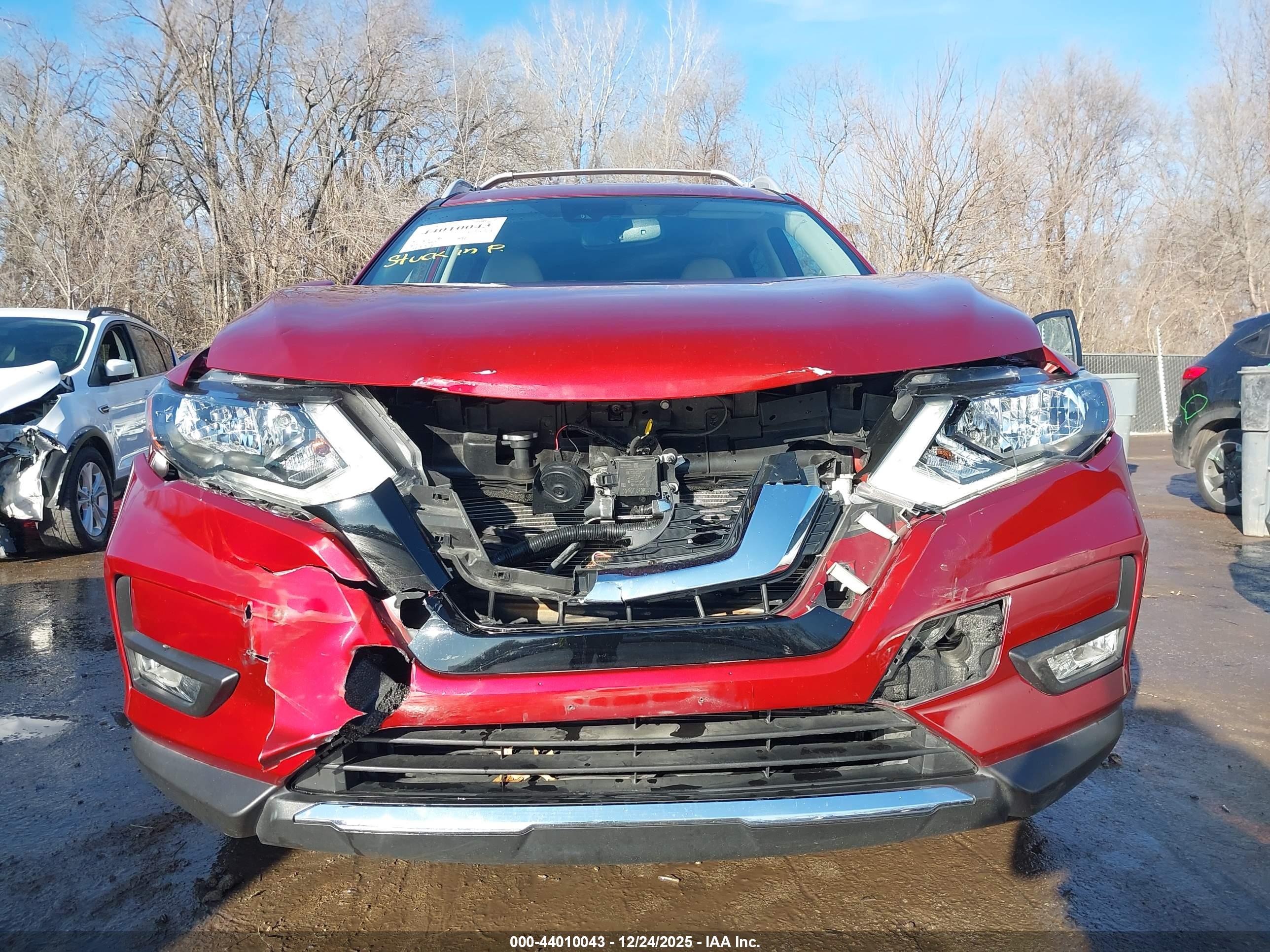NISSAN ROGUE image 6