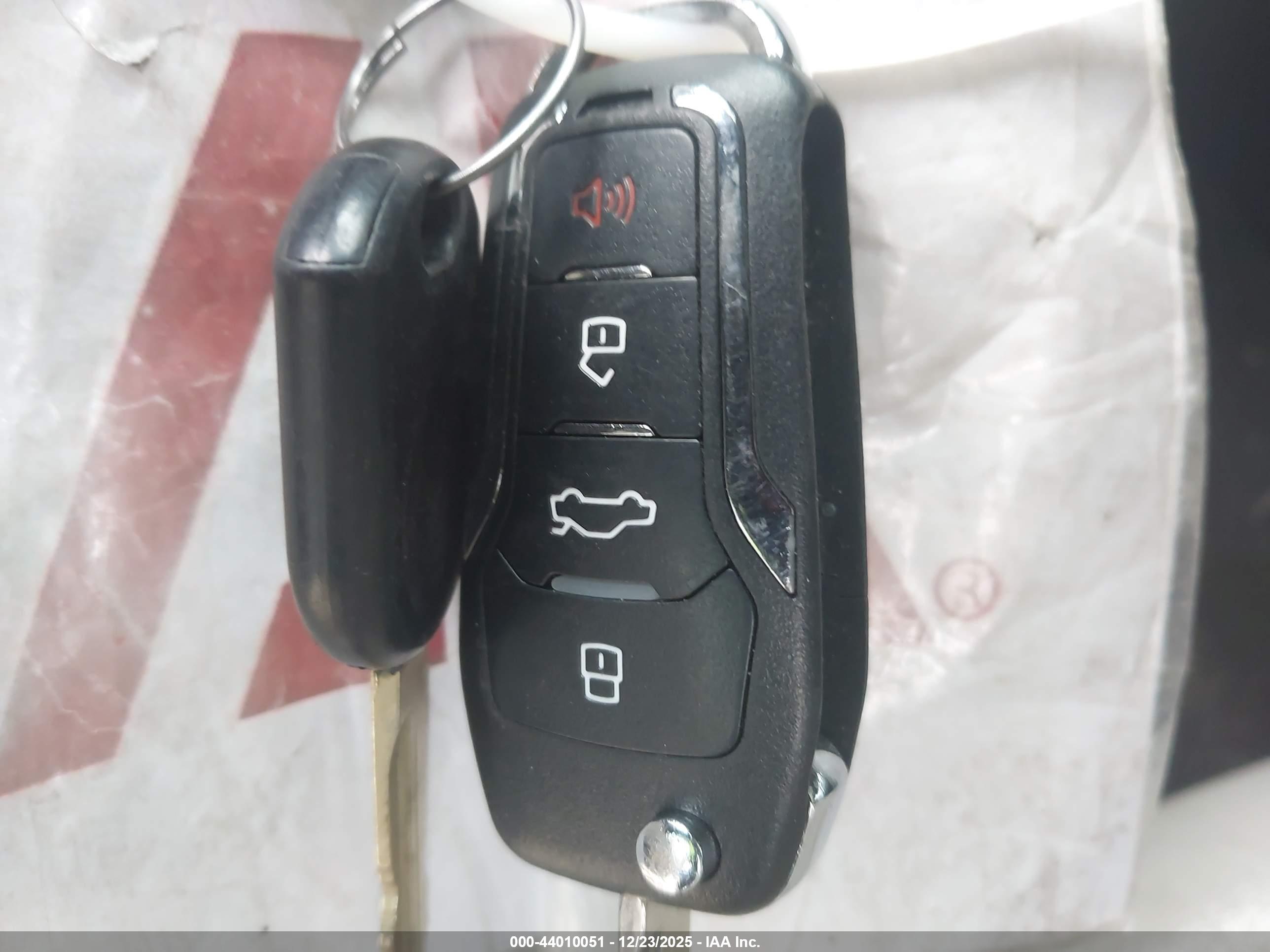 FORD MUSTANG image 11