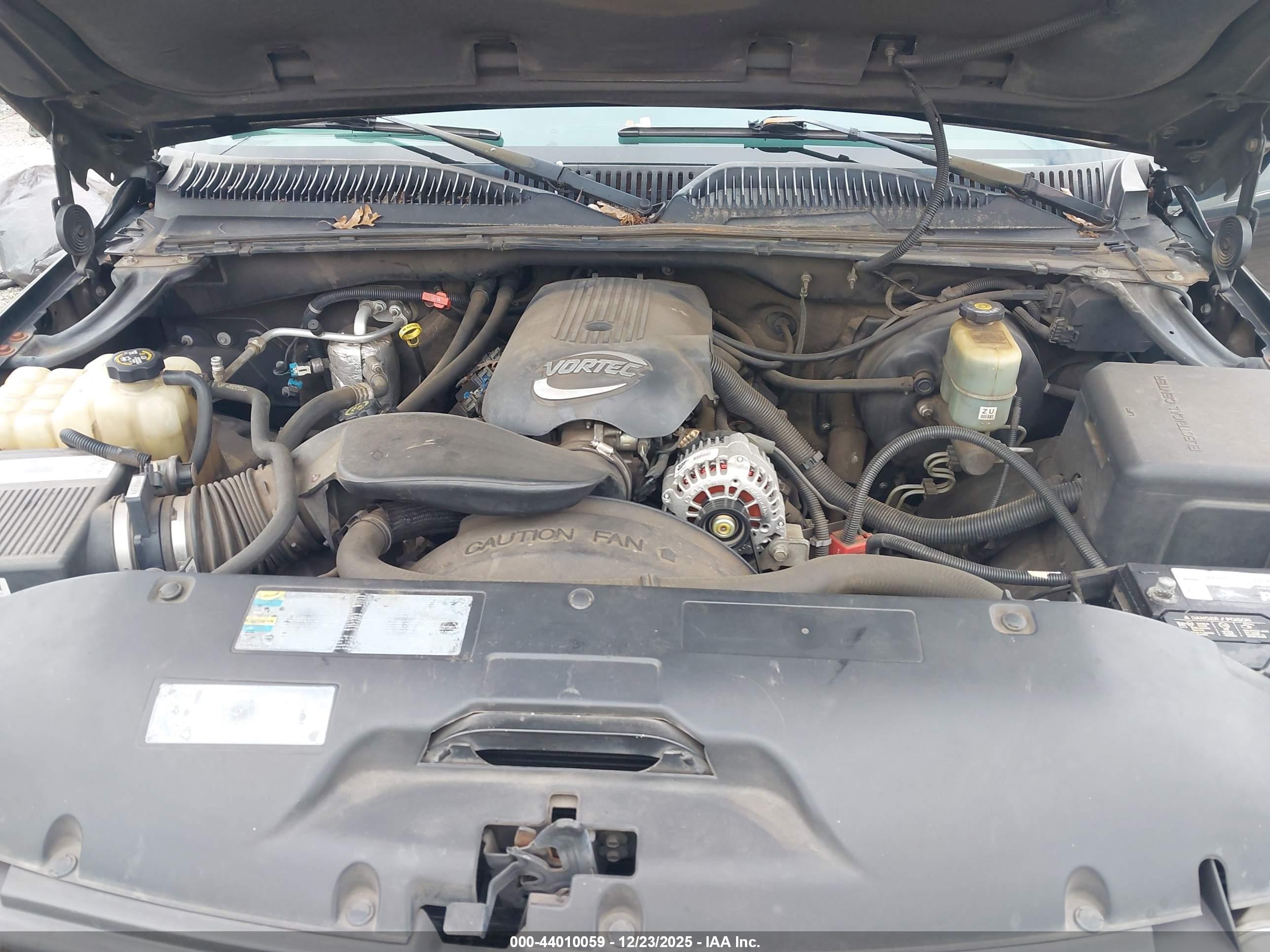CHEVROLET SILVERADO image 10