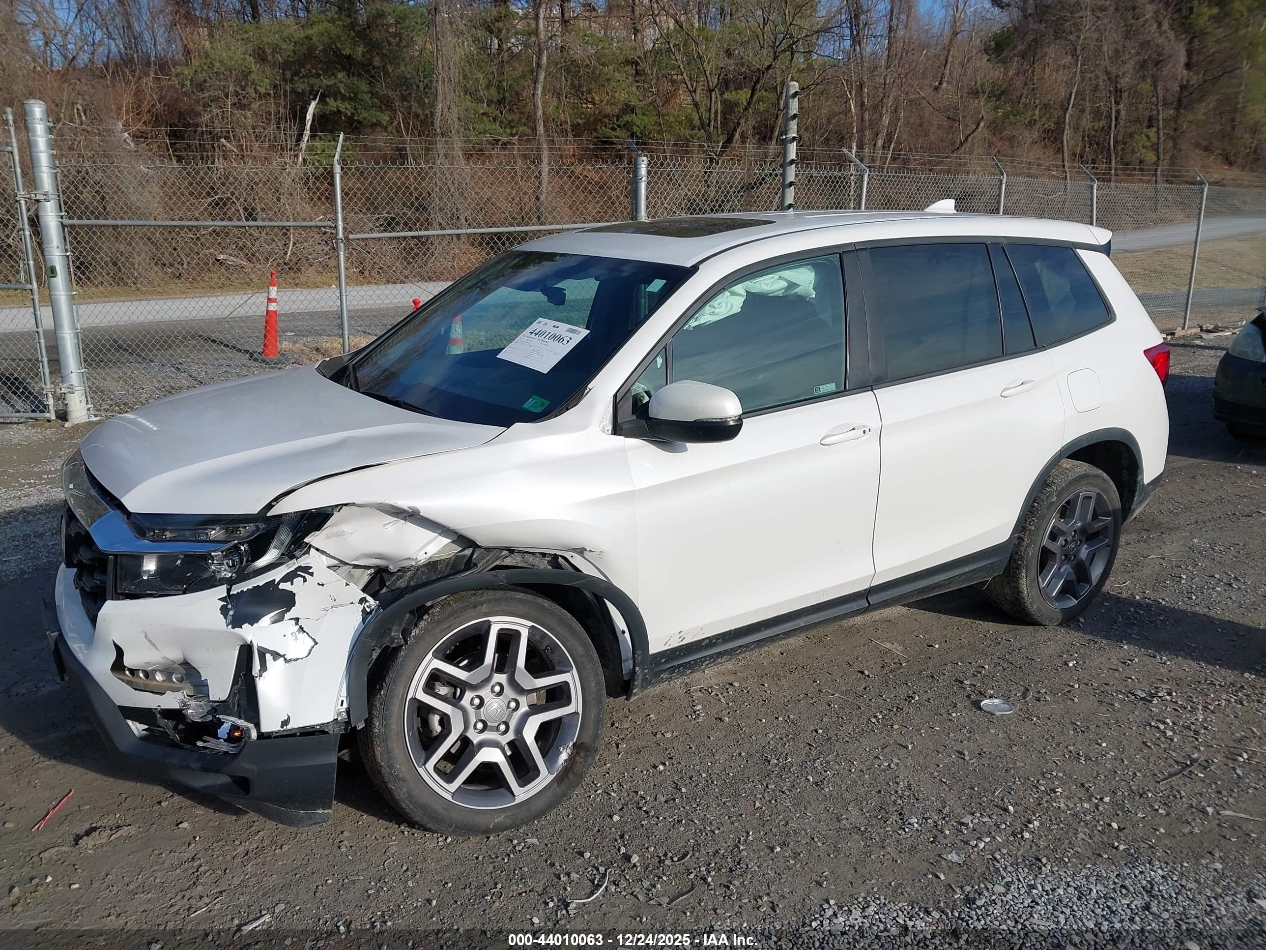 HONDA PASSPORT image 2