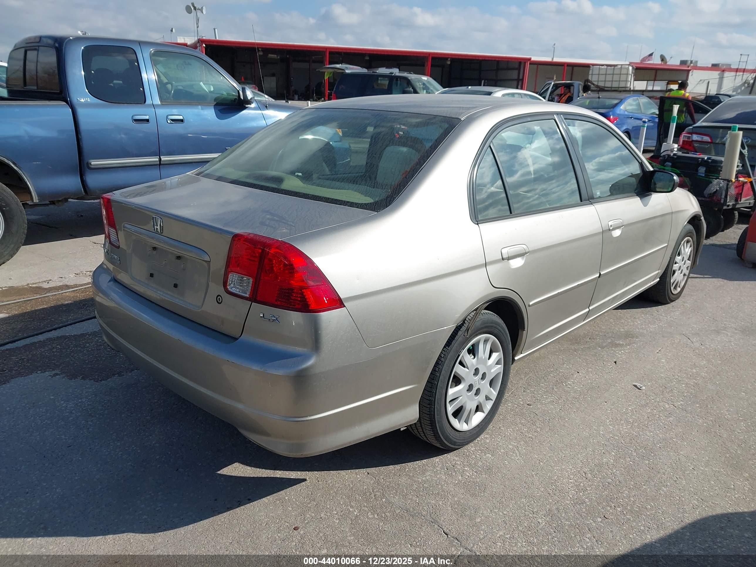 HONDA CIVIC image 4