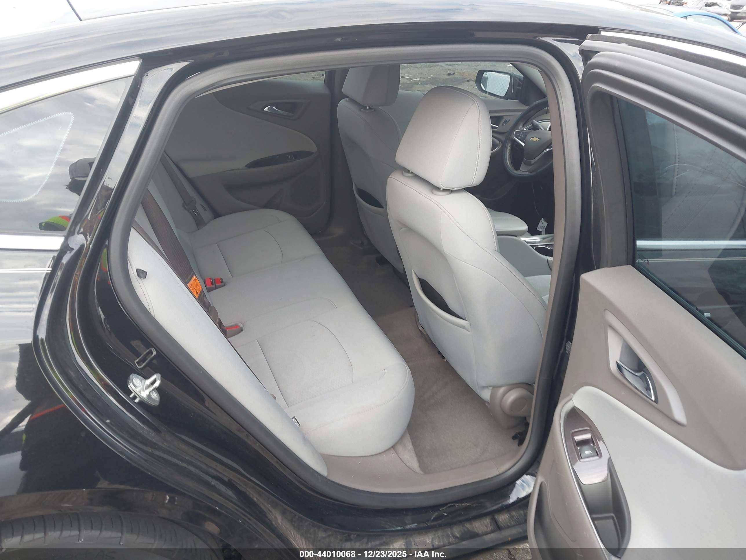 CHEVROLET MALIBU image 8