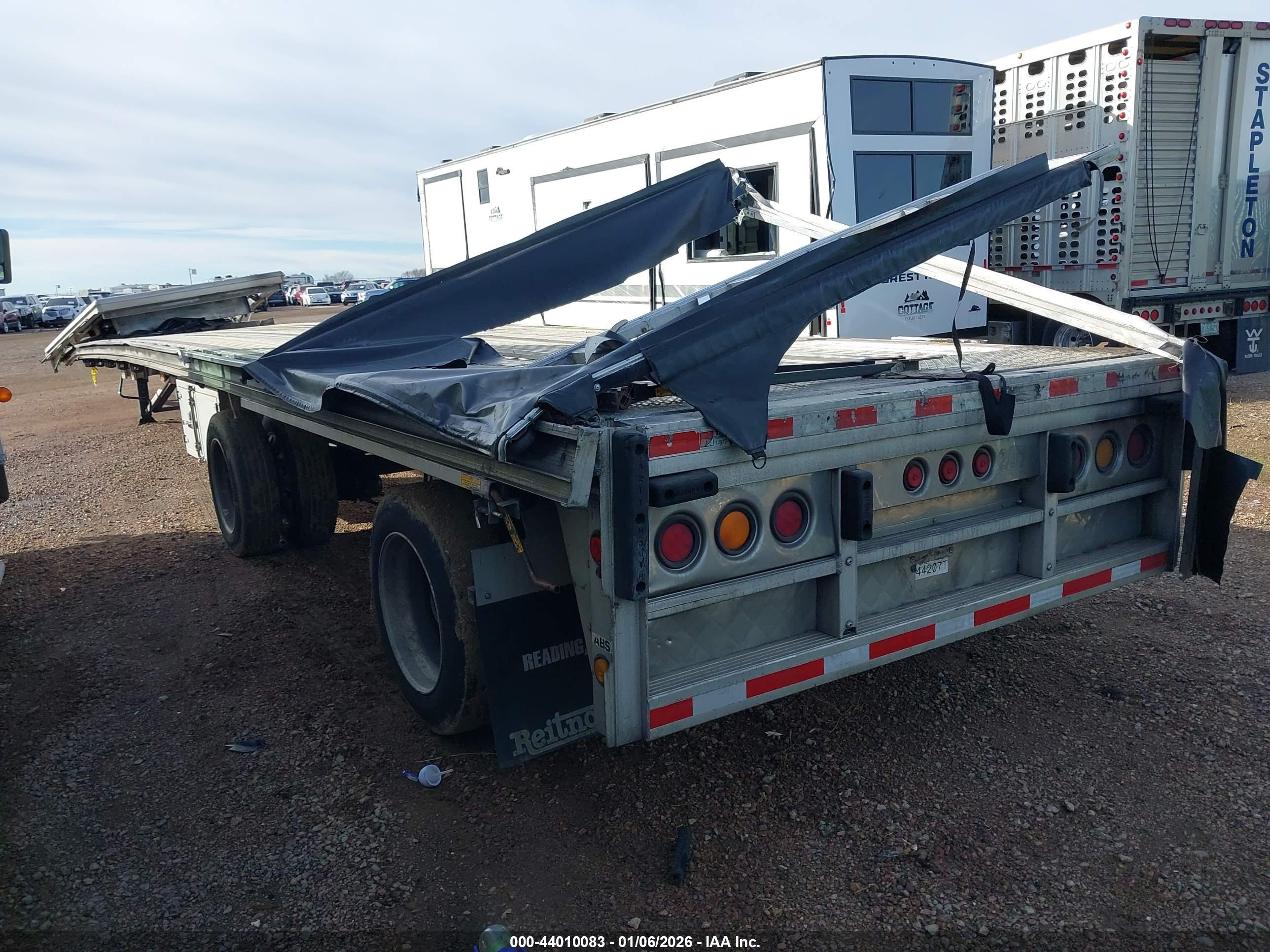 REITNOUER TRAILER image 3
