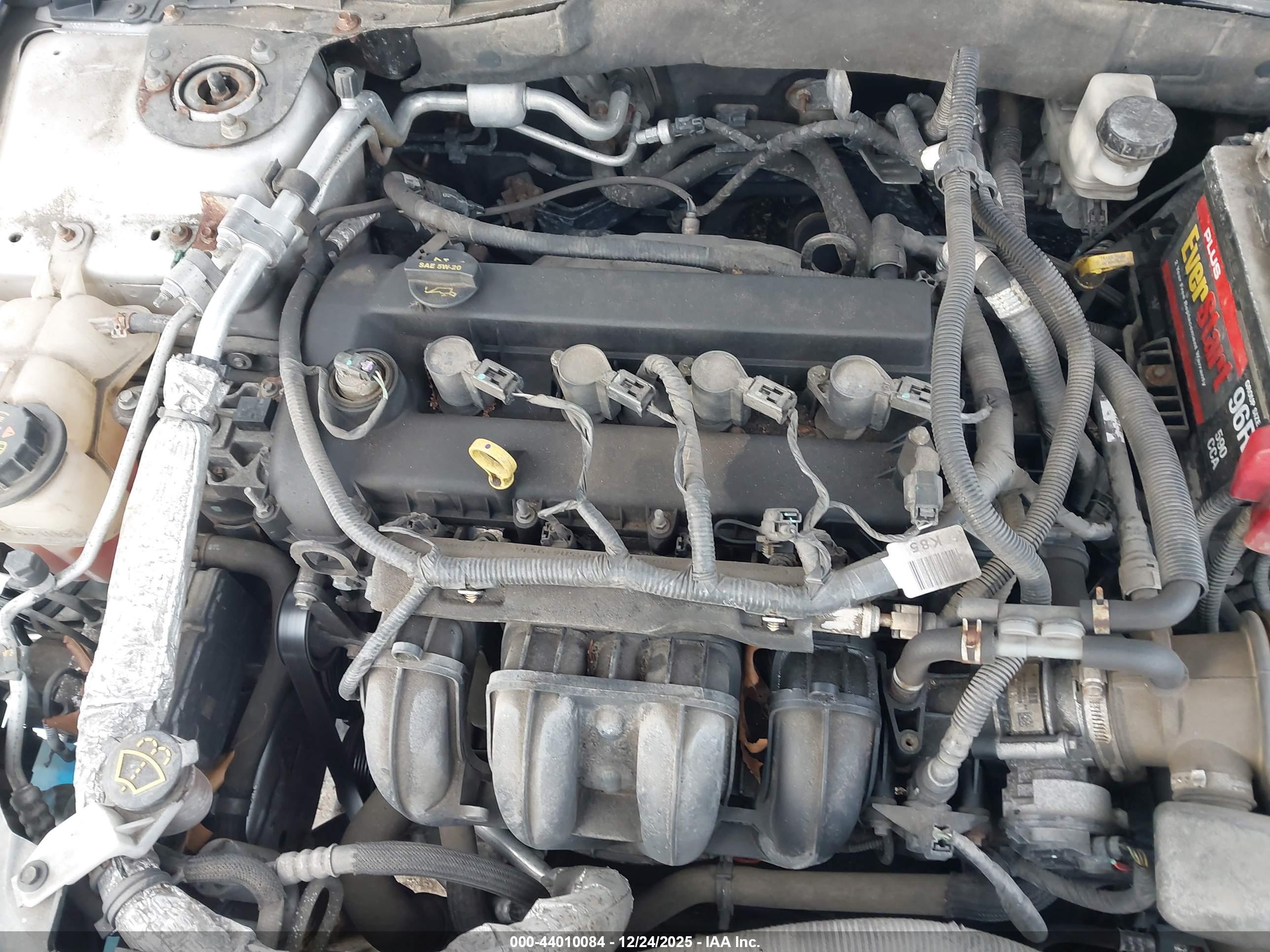 FORD FUSION image 10