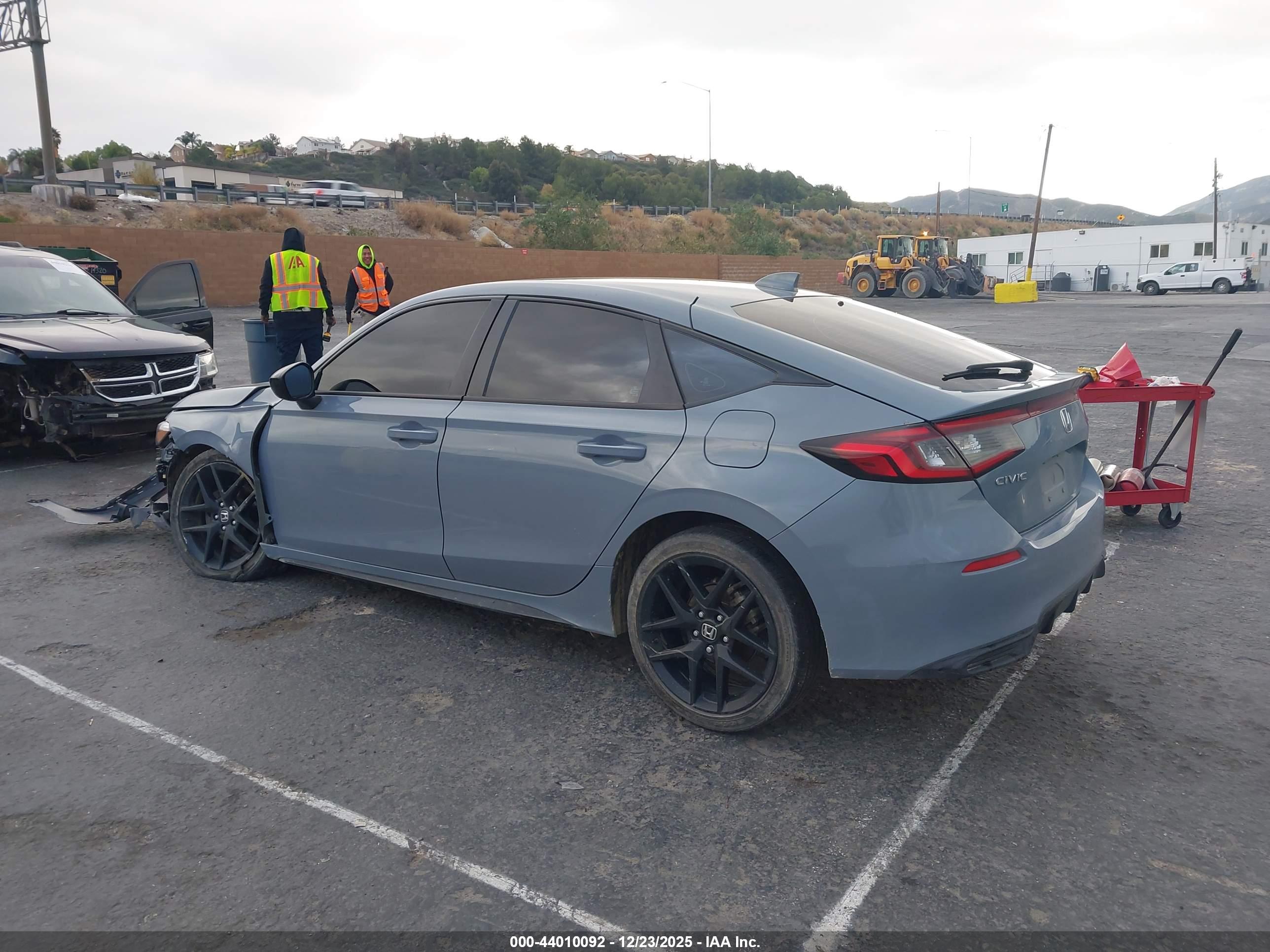 HONDA CIVIC image 3