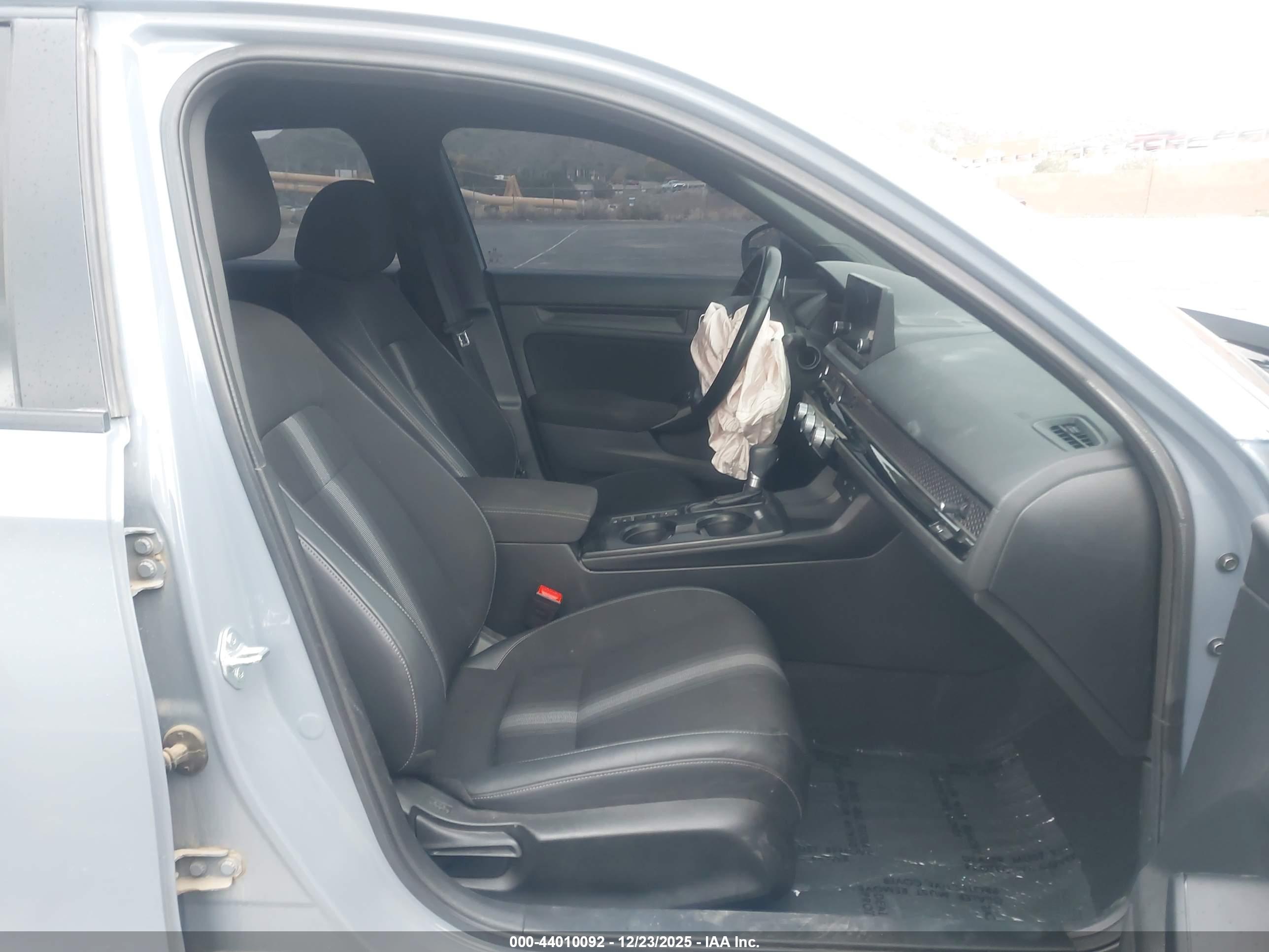 HONDA CIVIC image 5