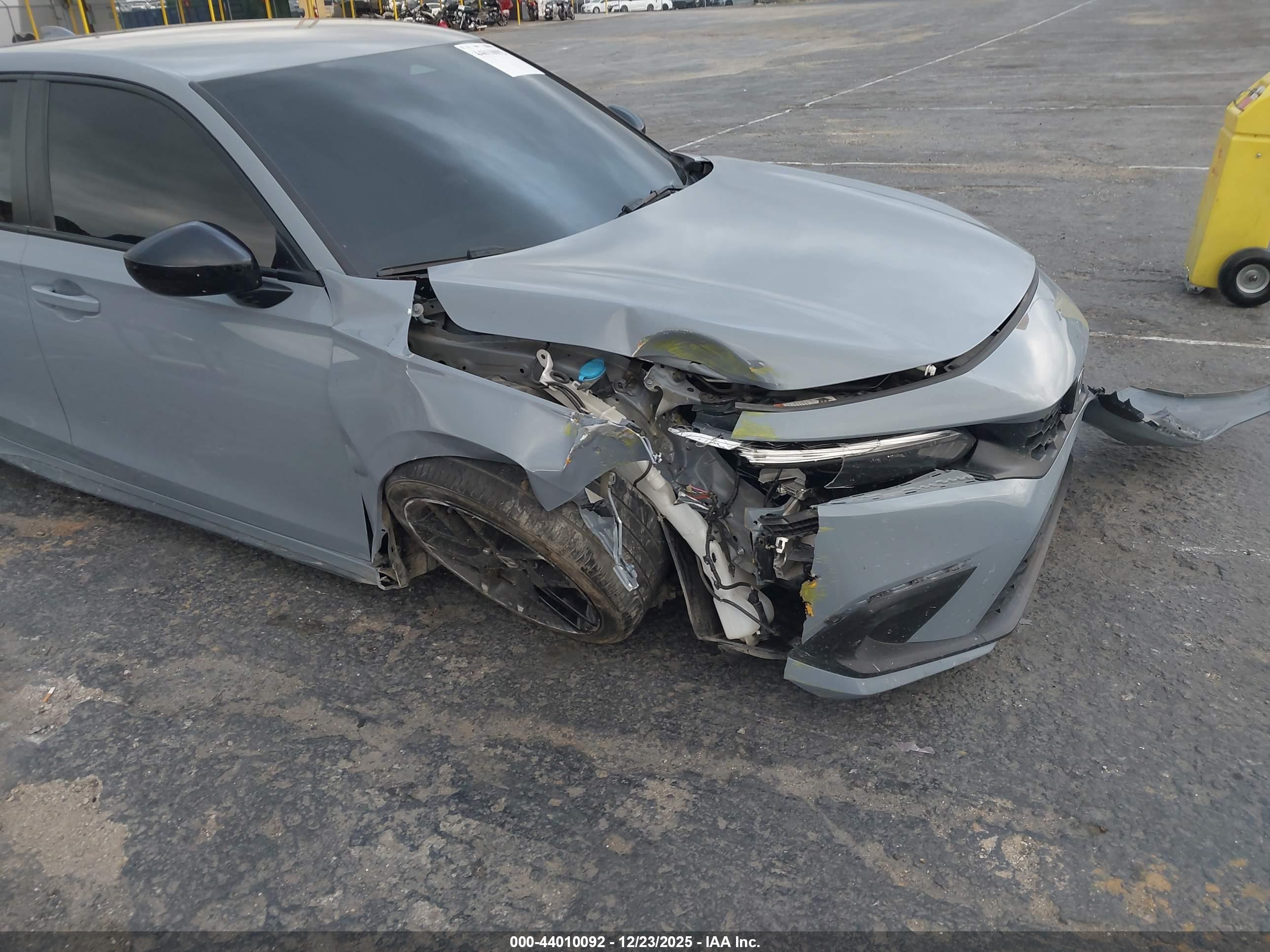 HONDA CIVIC image 6