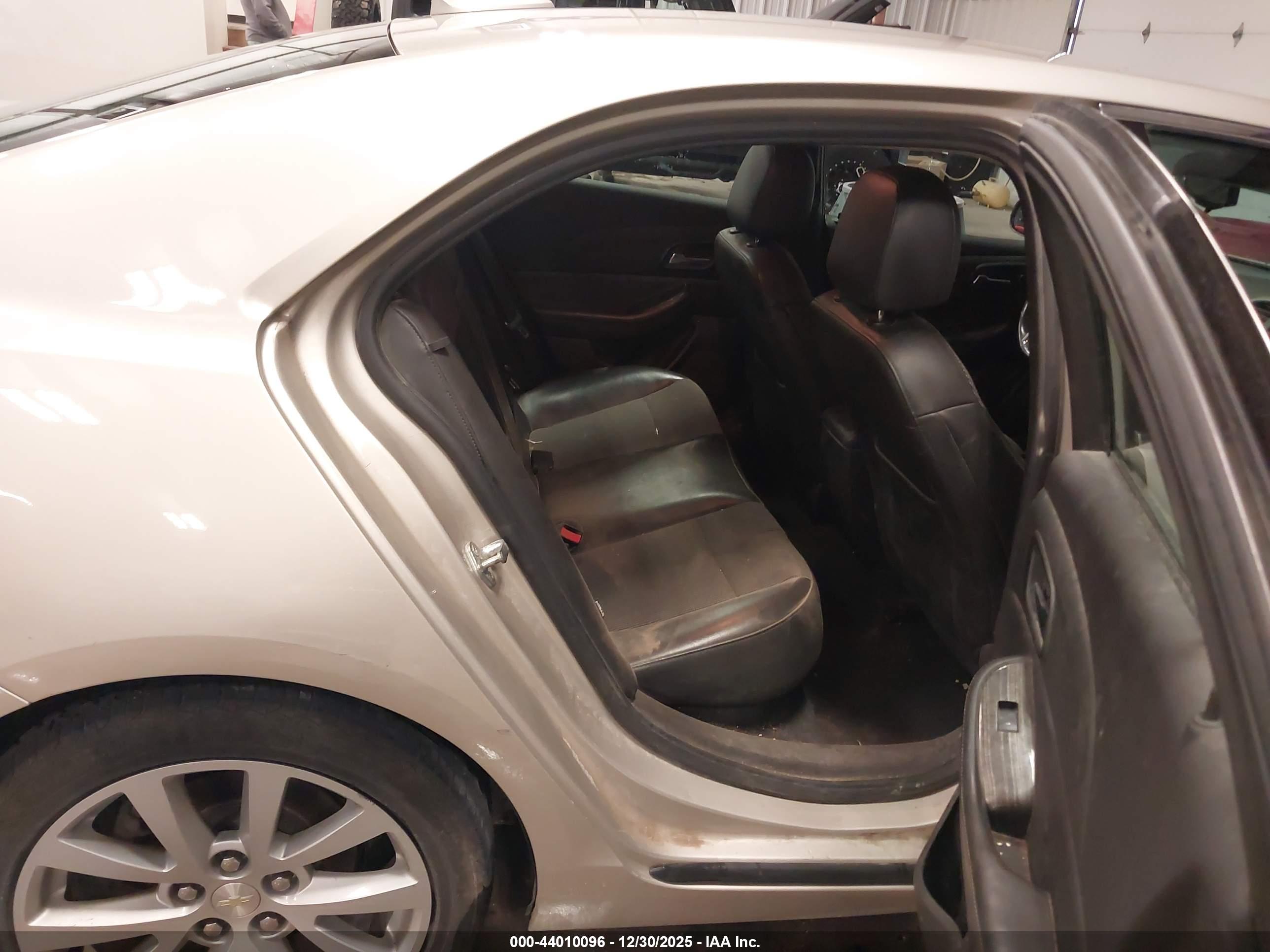 CHEVROLET MALIBU image 8