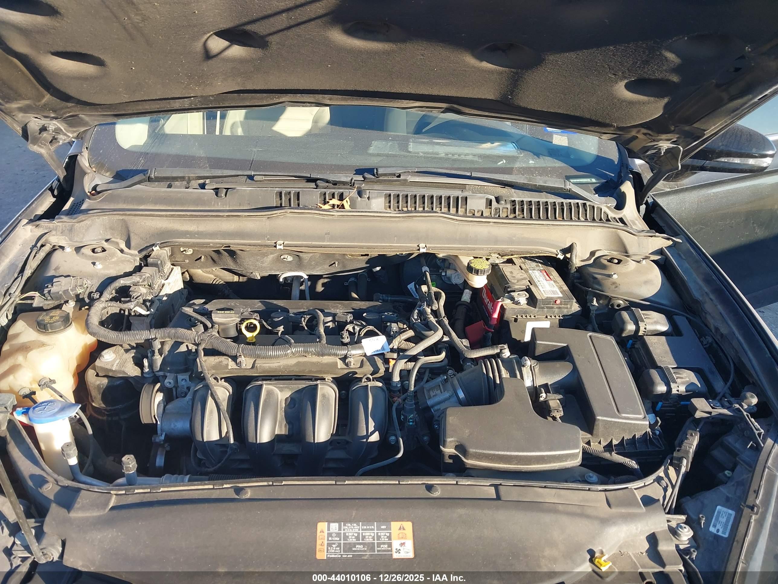 FORD FUSION image 10