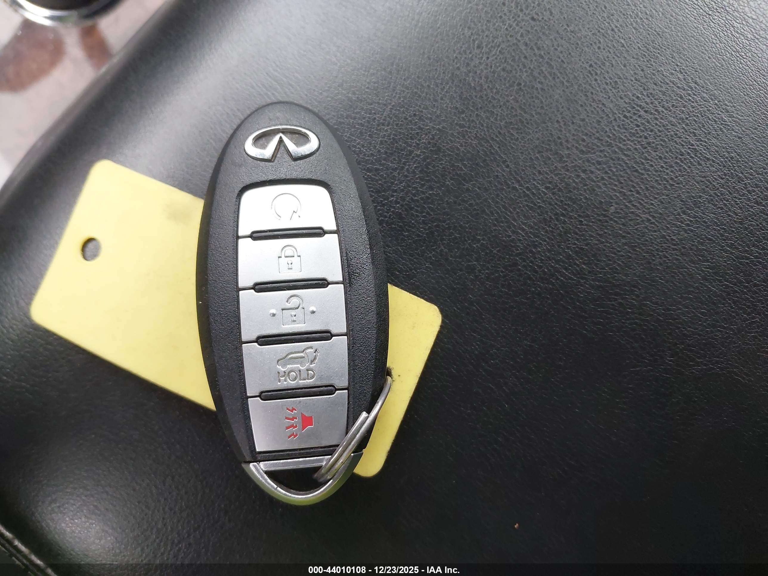 INFINITI QX60 image 11