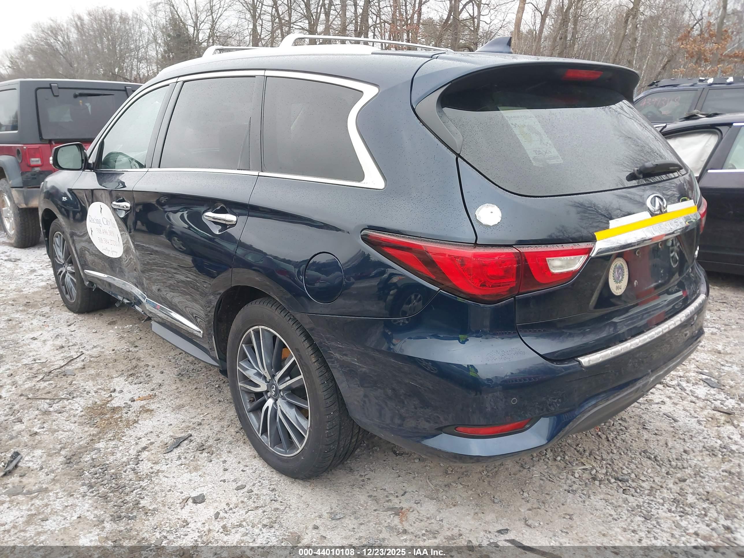 INFINITI QX60 image 3